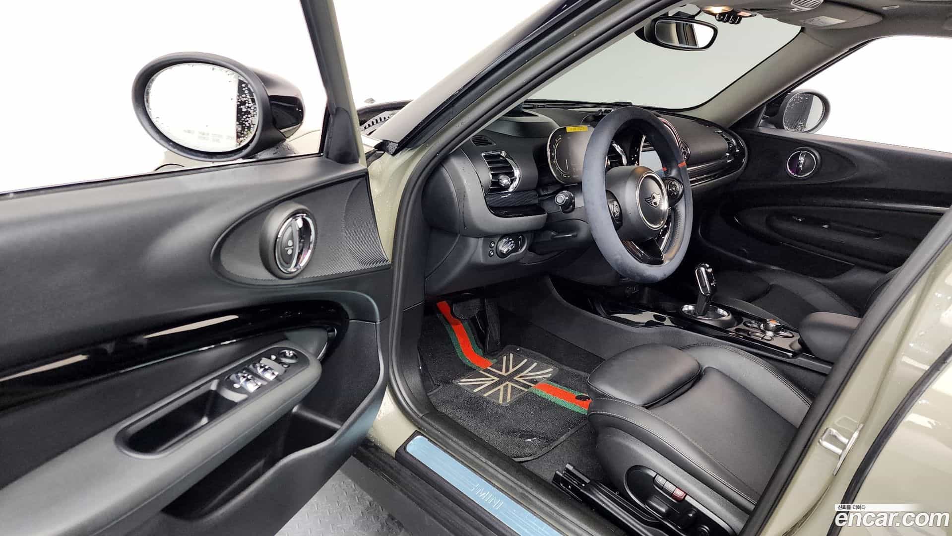 Clubman Mini 2020.9-INNER-010