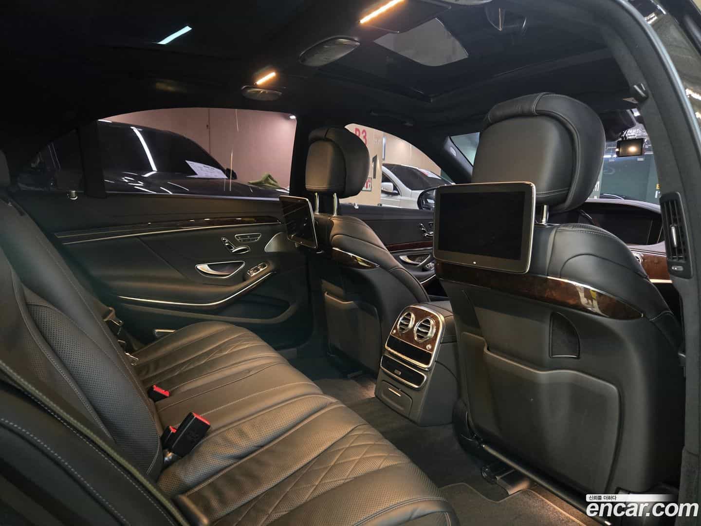 S-Class Mercedes-Benz 2019.10-INNER-009