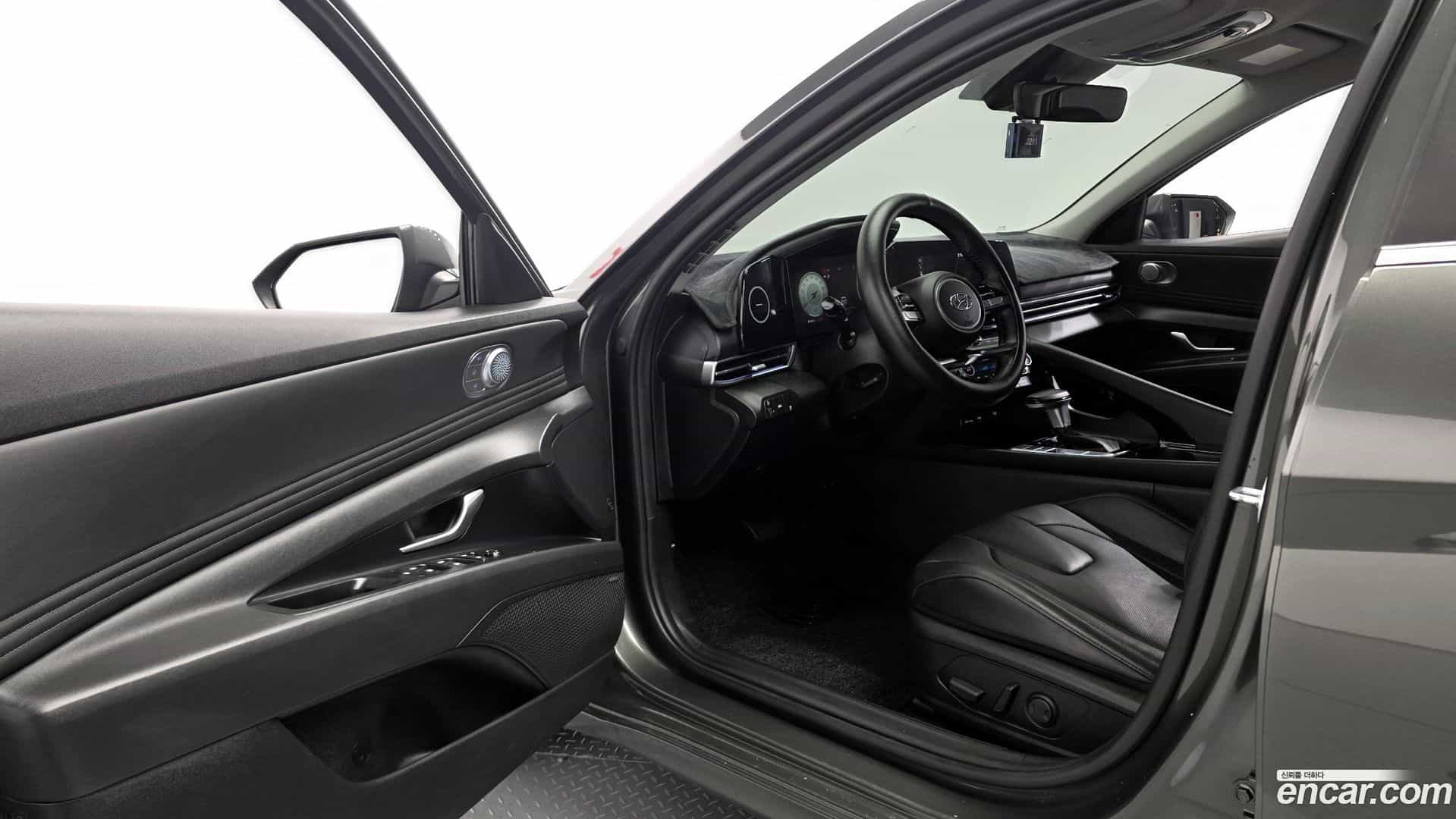 AVANTE Hyundai 2021.3-INNER-010