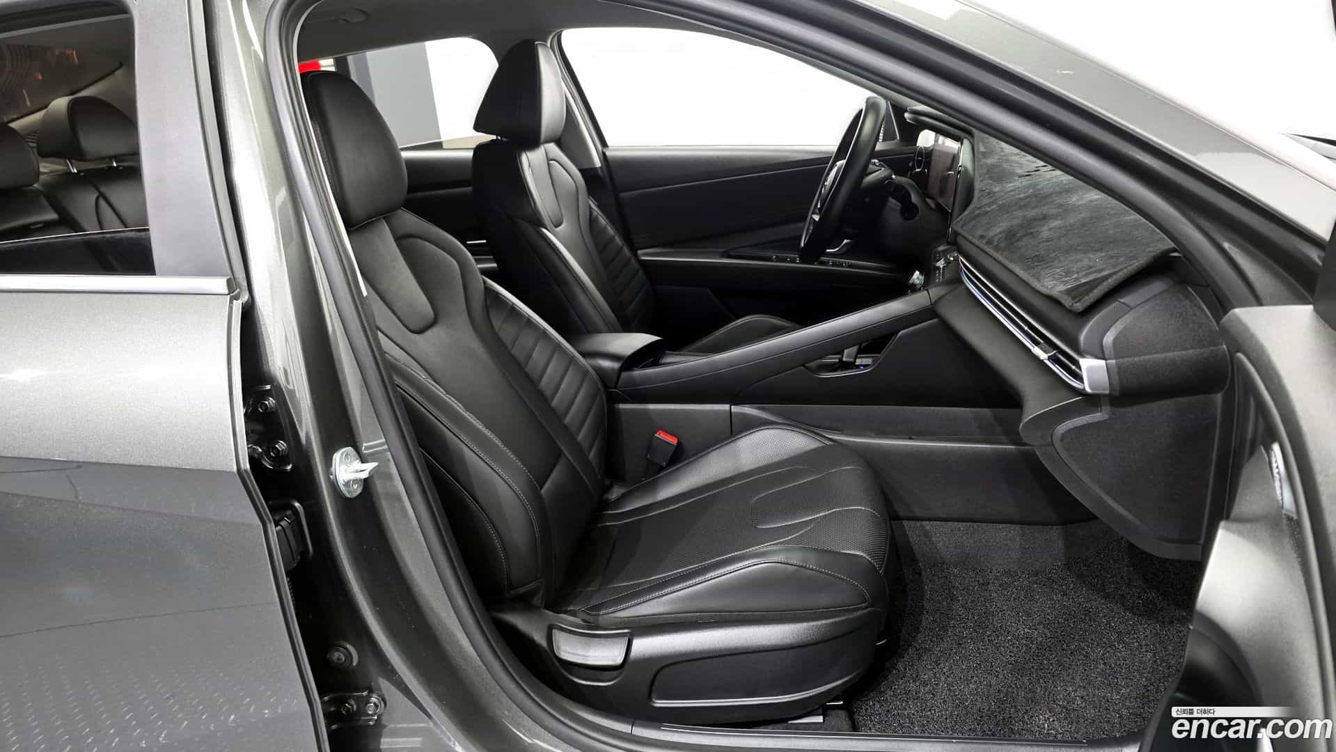 AVANTE Hyundai 2021.3-OPTION-015