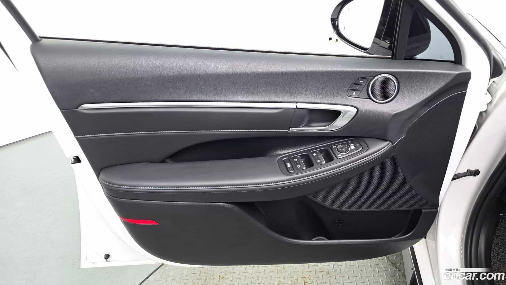 Sonata Hyundai 2023.0-INNER-034