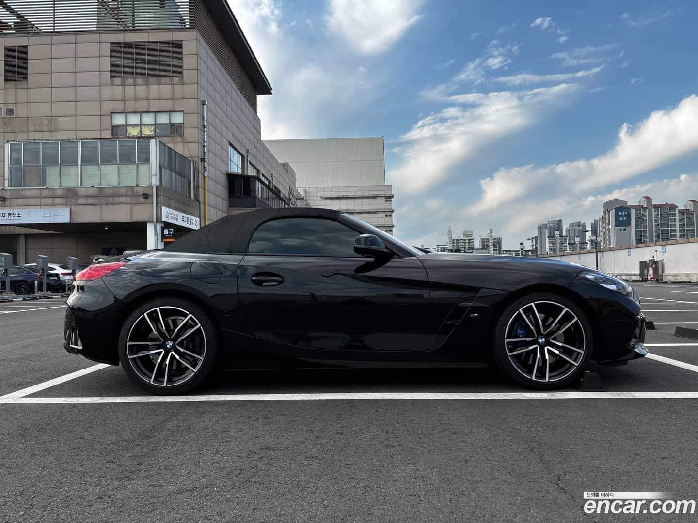 Z4 BMW 2024.0-INNER-010