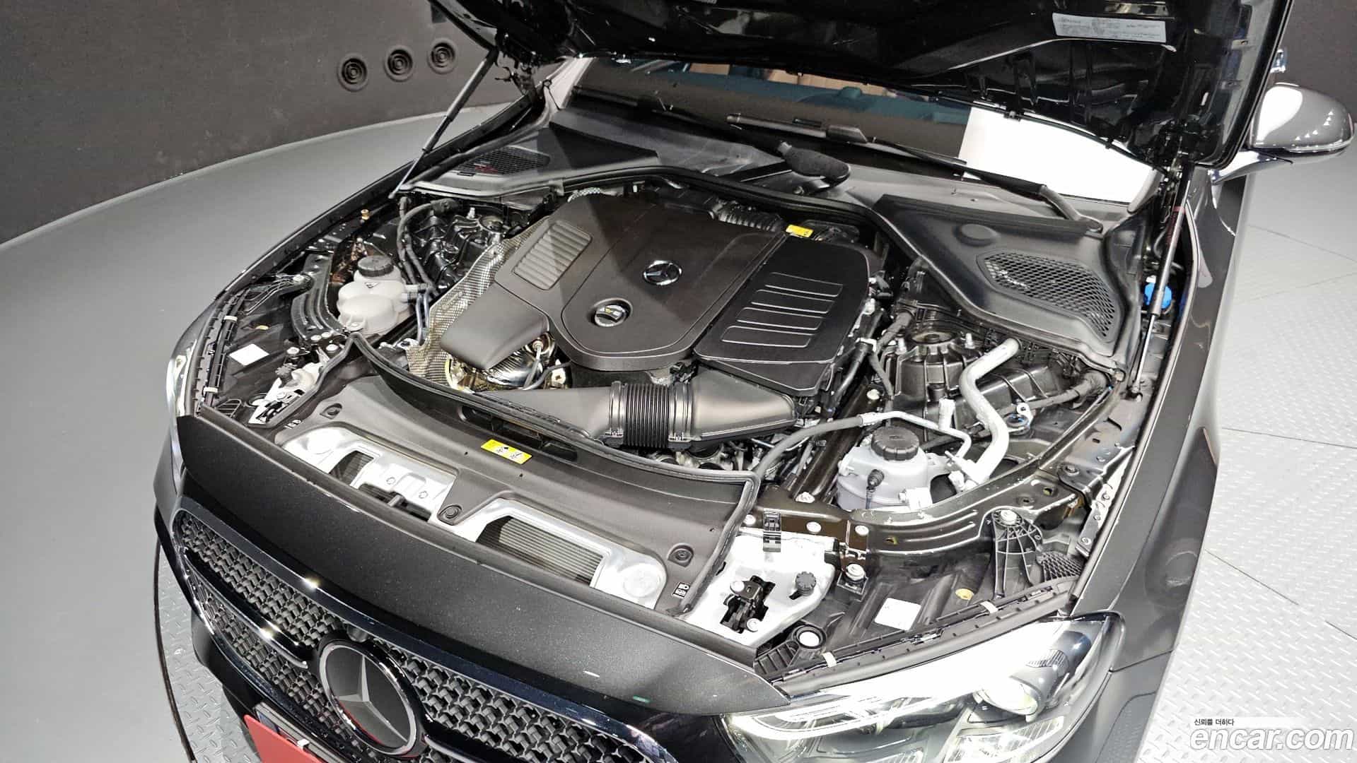E-Class Mercedes-Benz 2025.4-OUTER-006