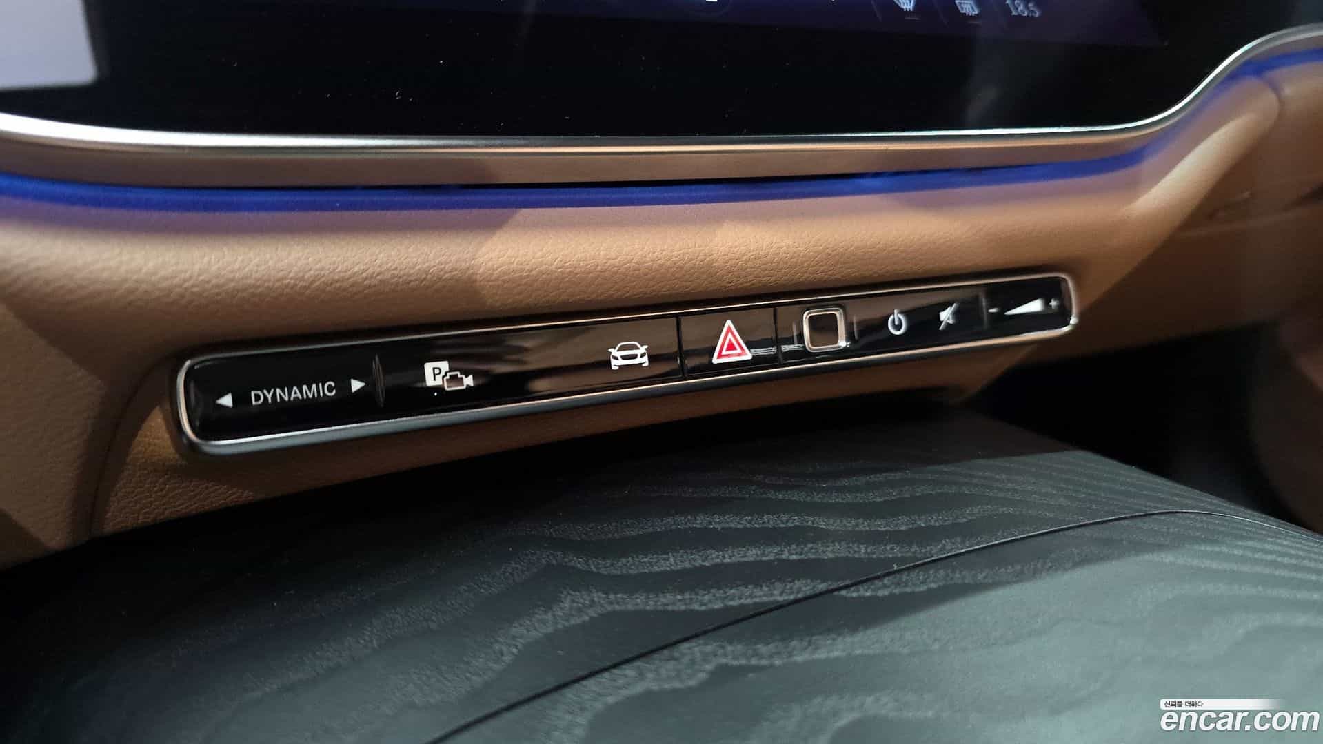 E-Class Mercedes-Benz 2025.4-OPTION-022