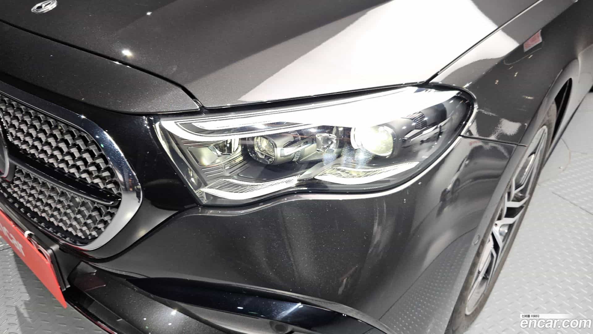 E-Class Mercedes-Benz 2025.4-OUTER-032
