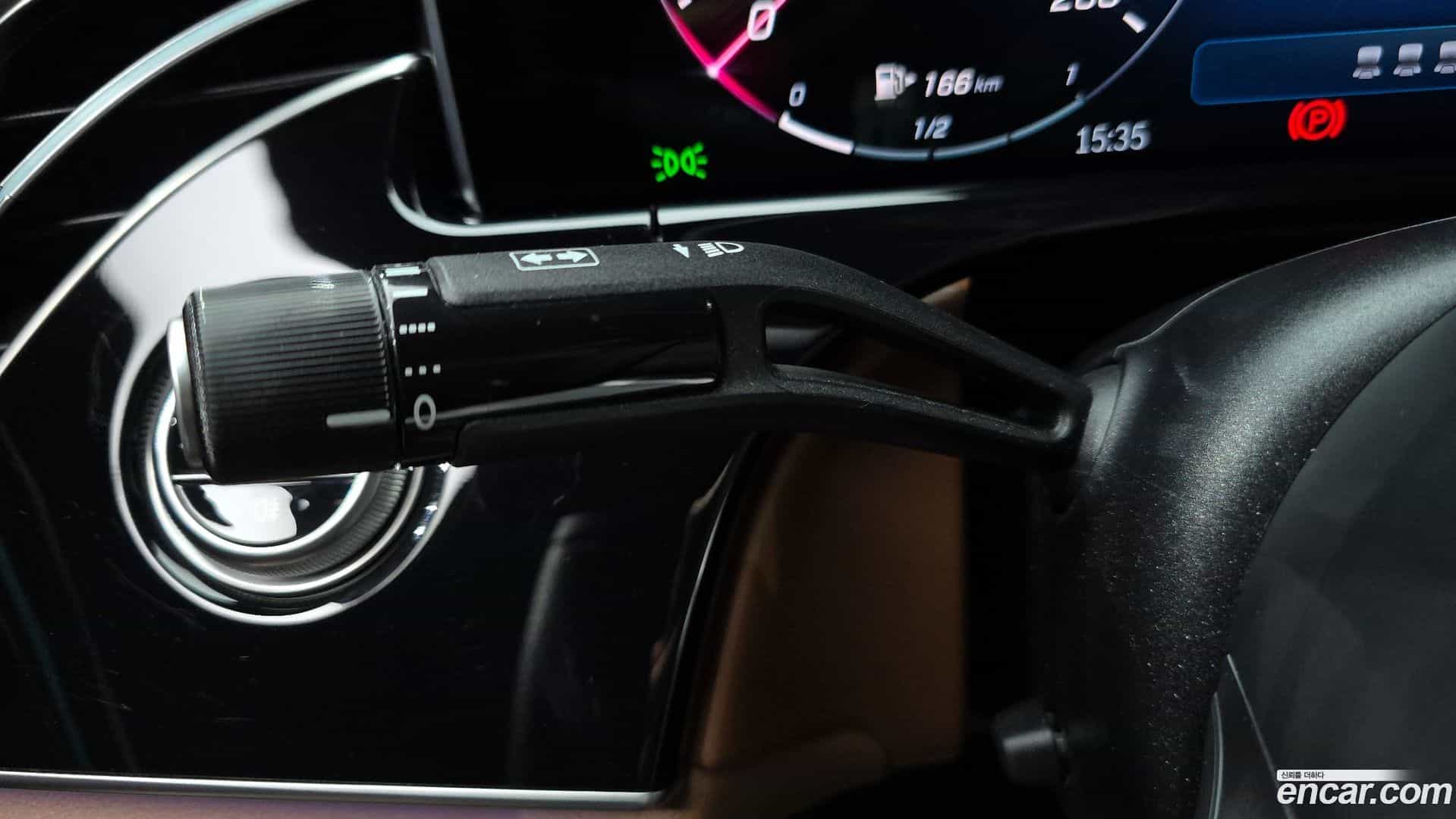 E-Class Mercedes-Benz 2025.4-OPTION-040
