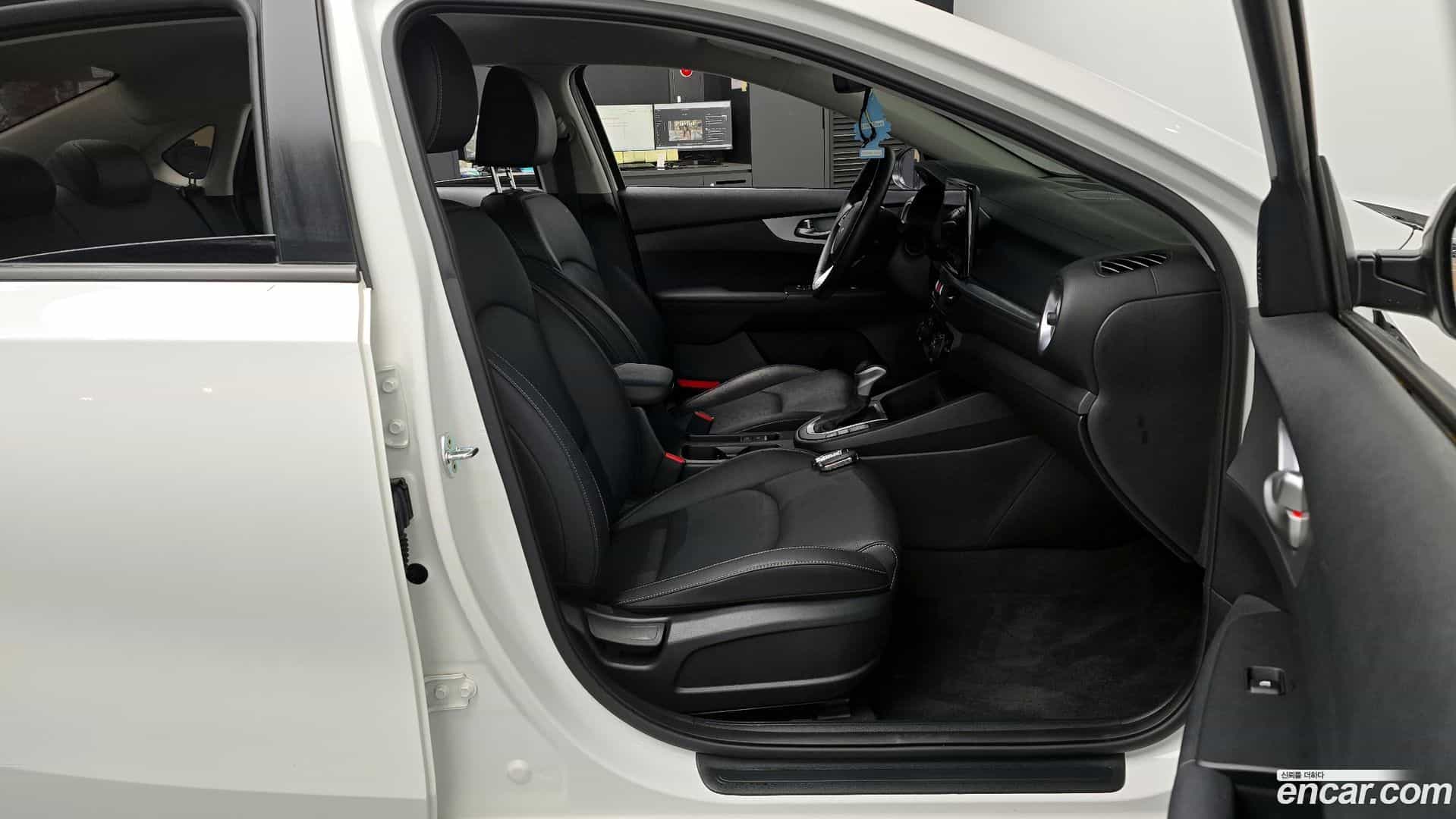 K3 Kia 2021.7-OPTION-015