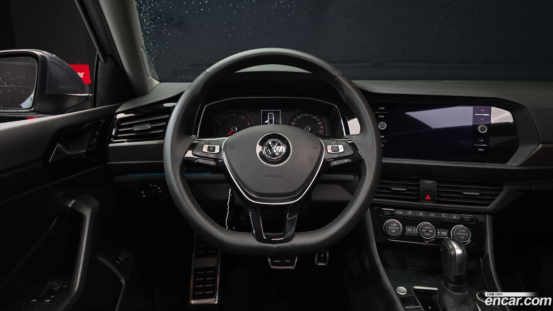 Jetta Volkswagen 2020.11-OPTION-017