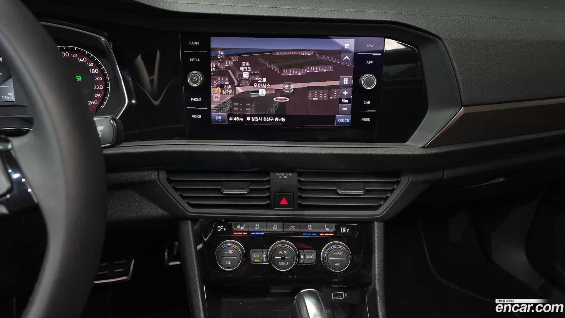 Jetta Volkswagen 2020.11-OPTION-018