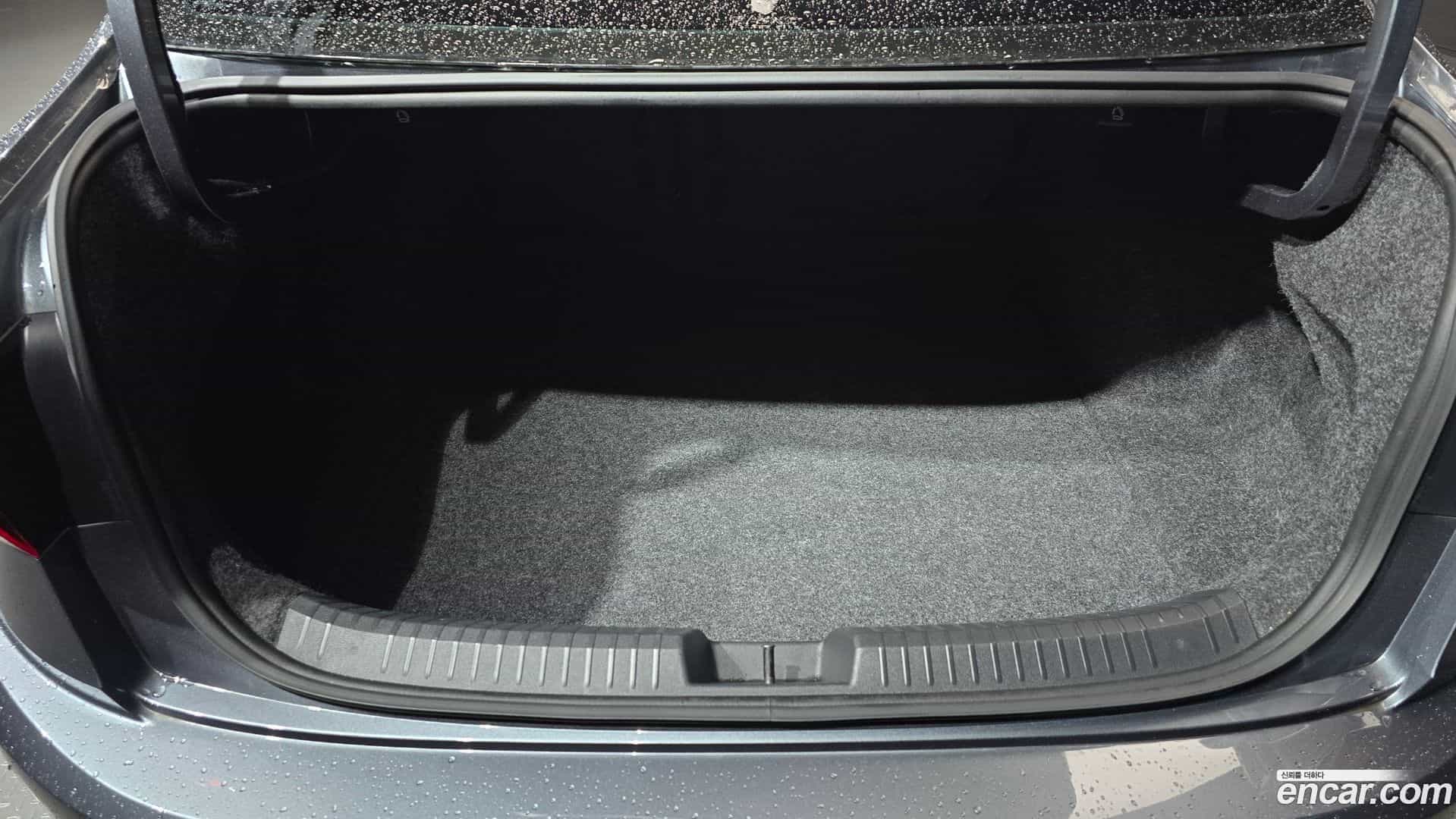 Jetta Volkswagen 2020.11-OPTION-024
