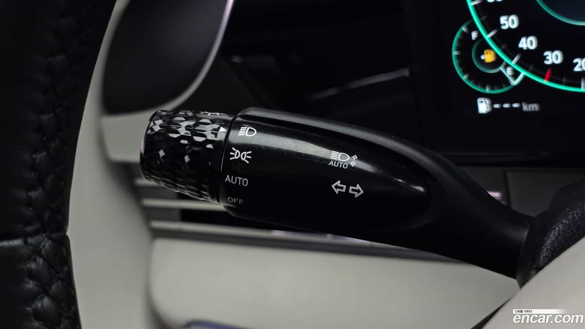 Grandeur Hyundai 2021.9-OPTION-040