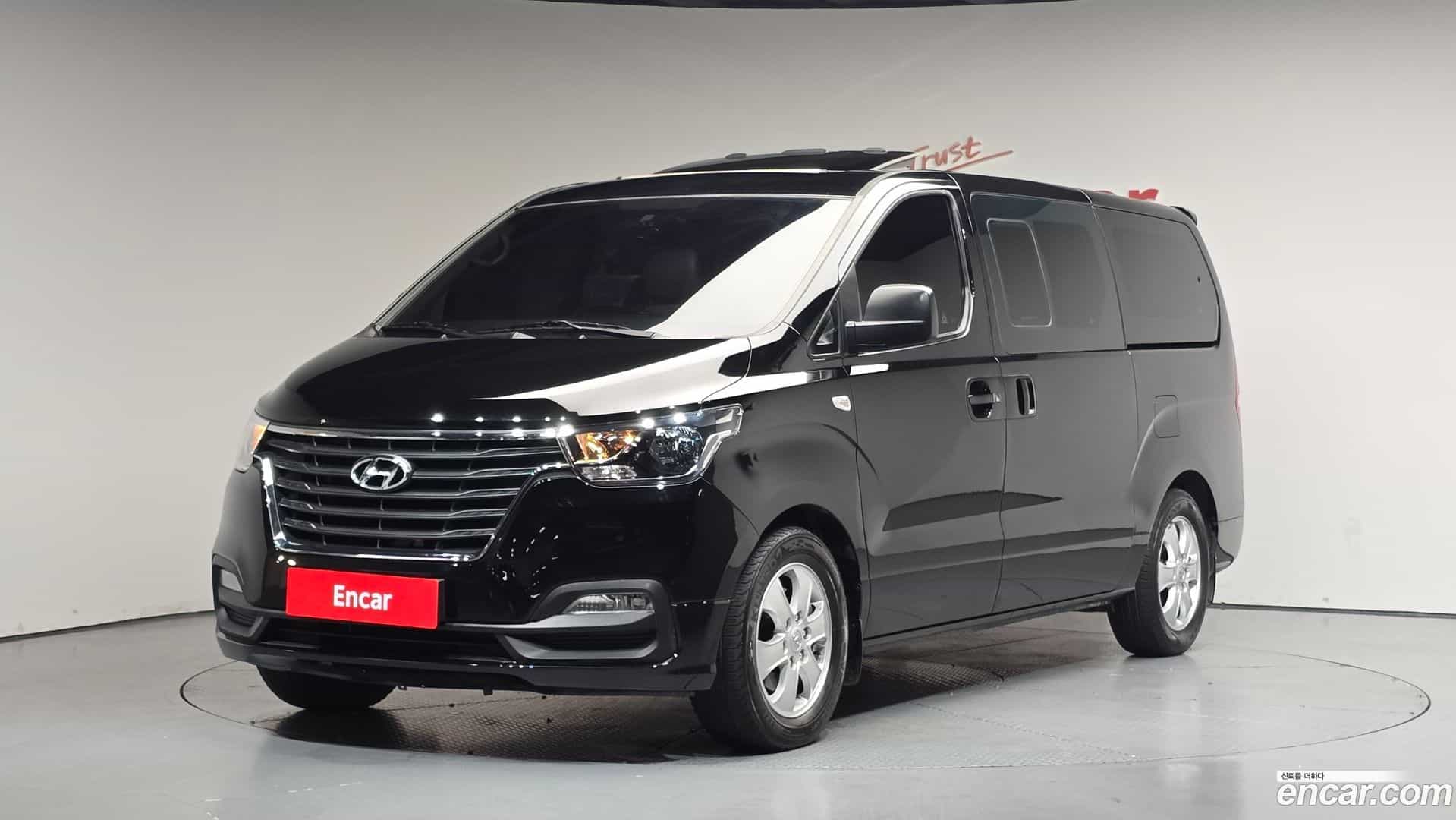 Starex Hyundai 2019.1-OUTER-001