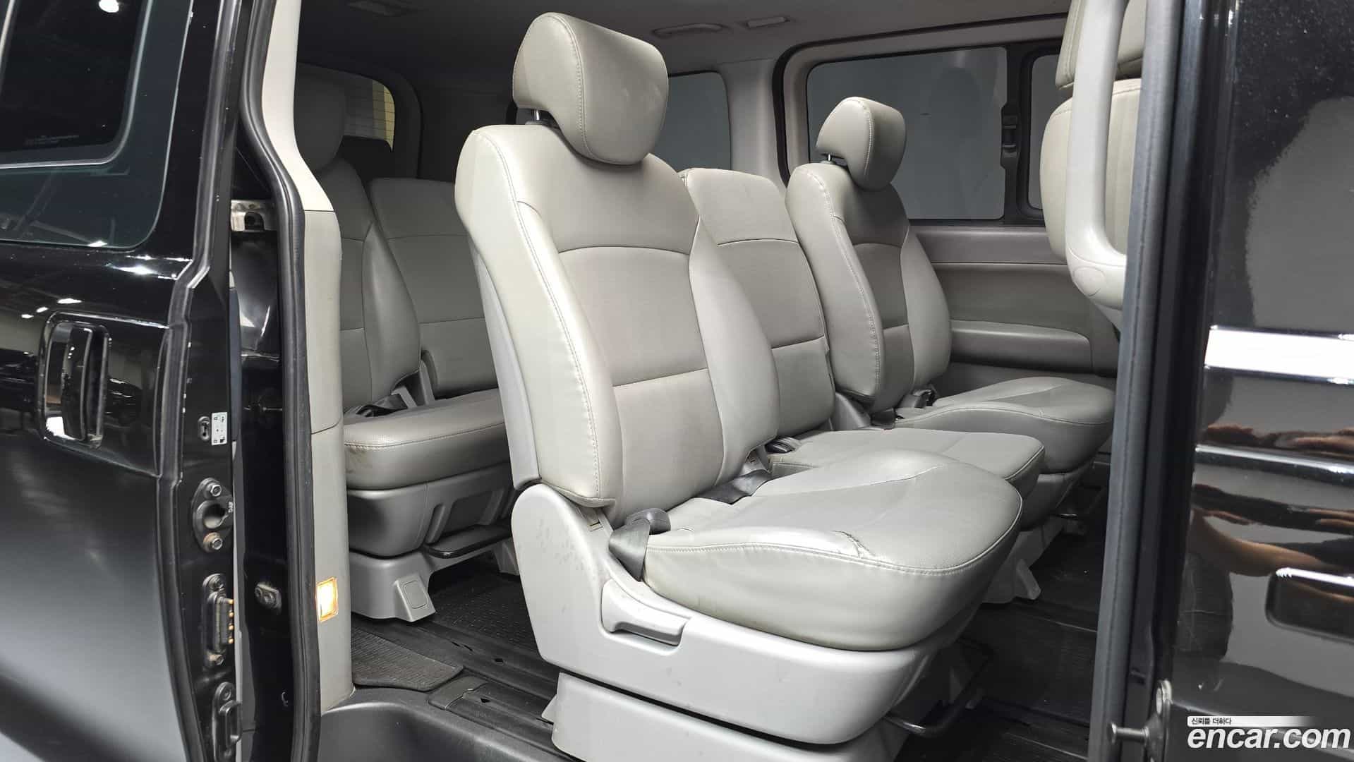 Starex Hyundai 2019.1-OPTION-016