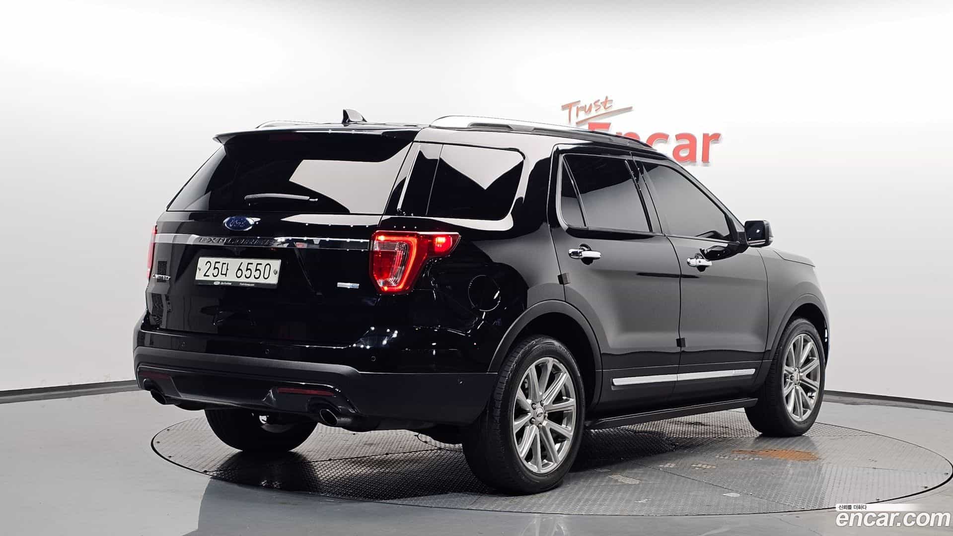 Explorer Ford 2017.11-OUTER-002