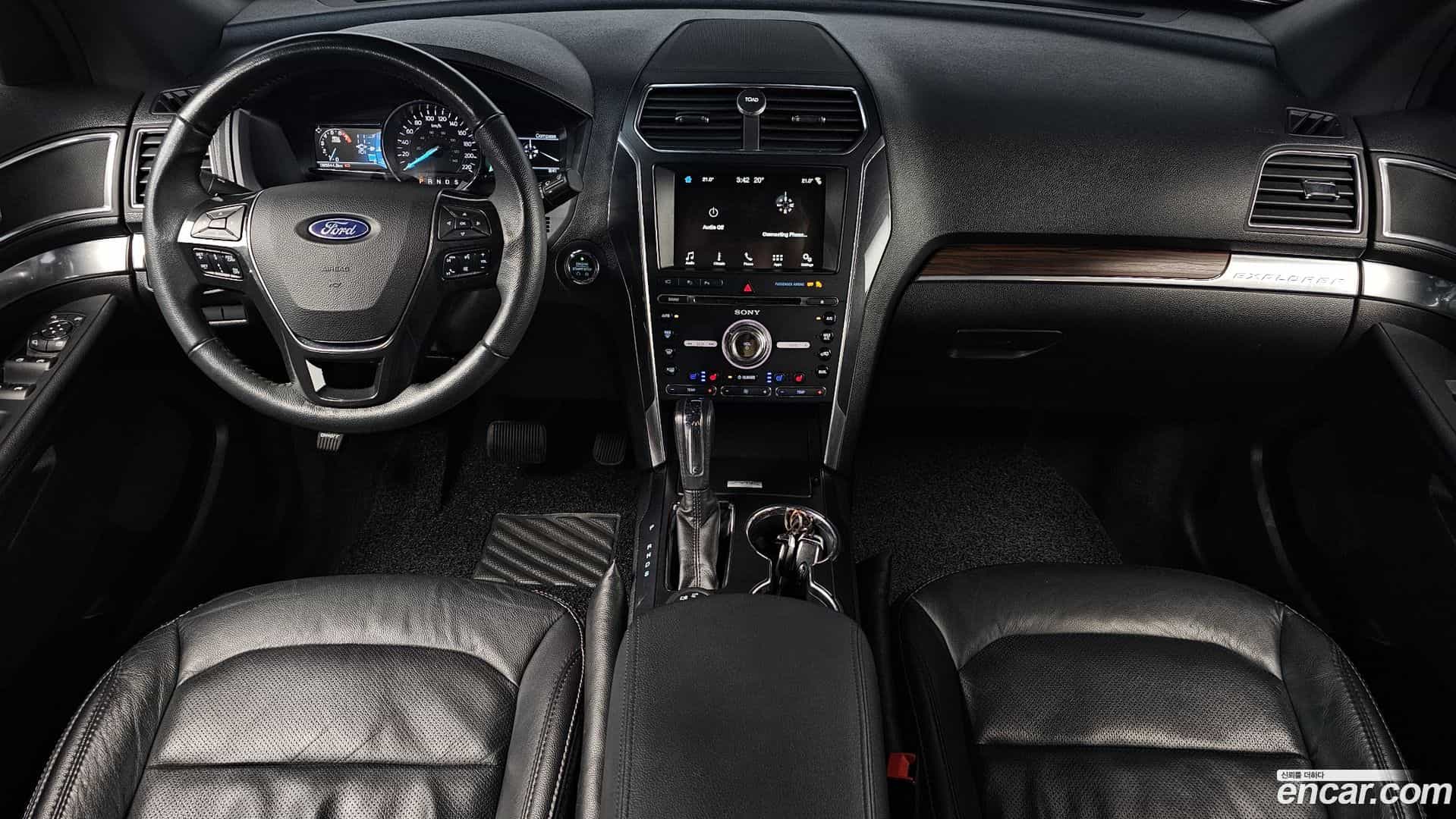 Explorer Ford 2017.11-INNER-007