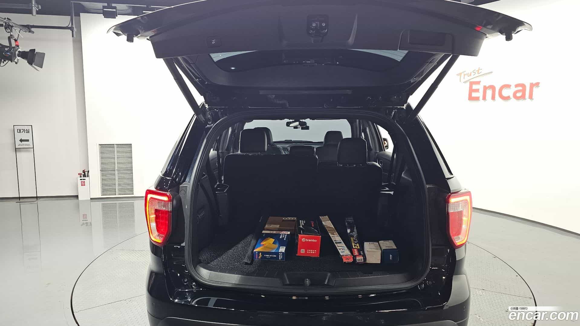 Explorer Ford 2017.11-OPTION-024