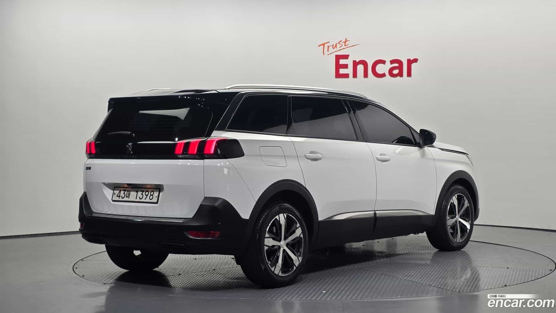 5008 Peugeot 2019.1-OUTER-002