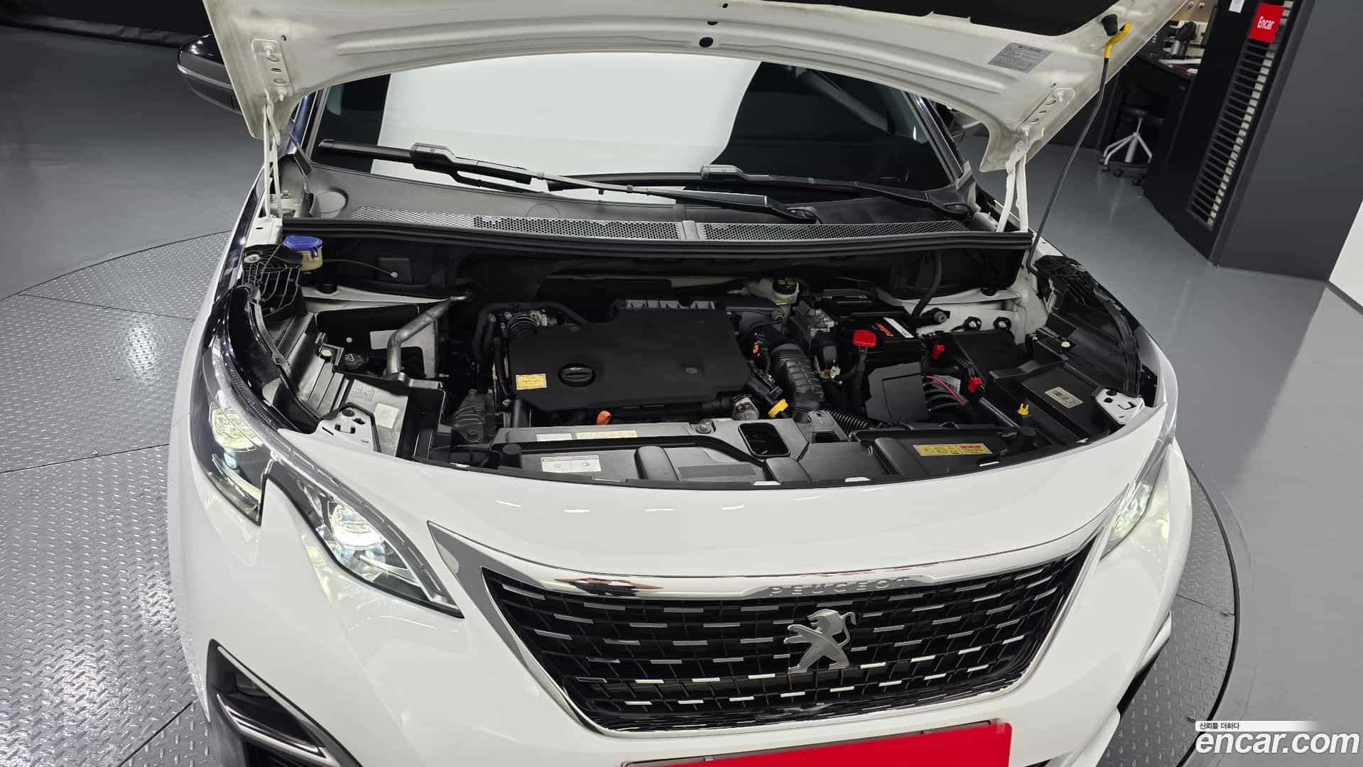 5008 Peugeot 2019.1-OUTER-006