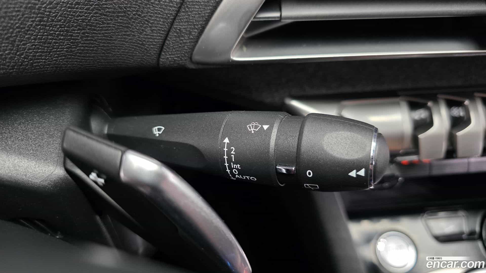 5008 Peugeot 2019.1-OPTION-044