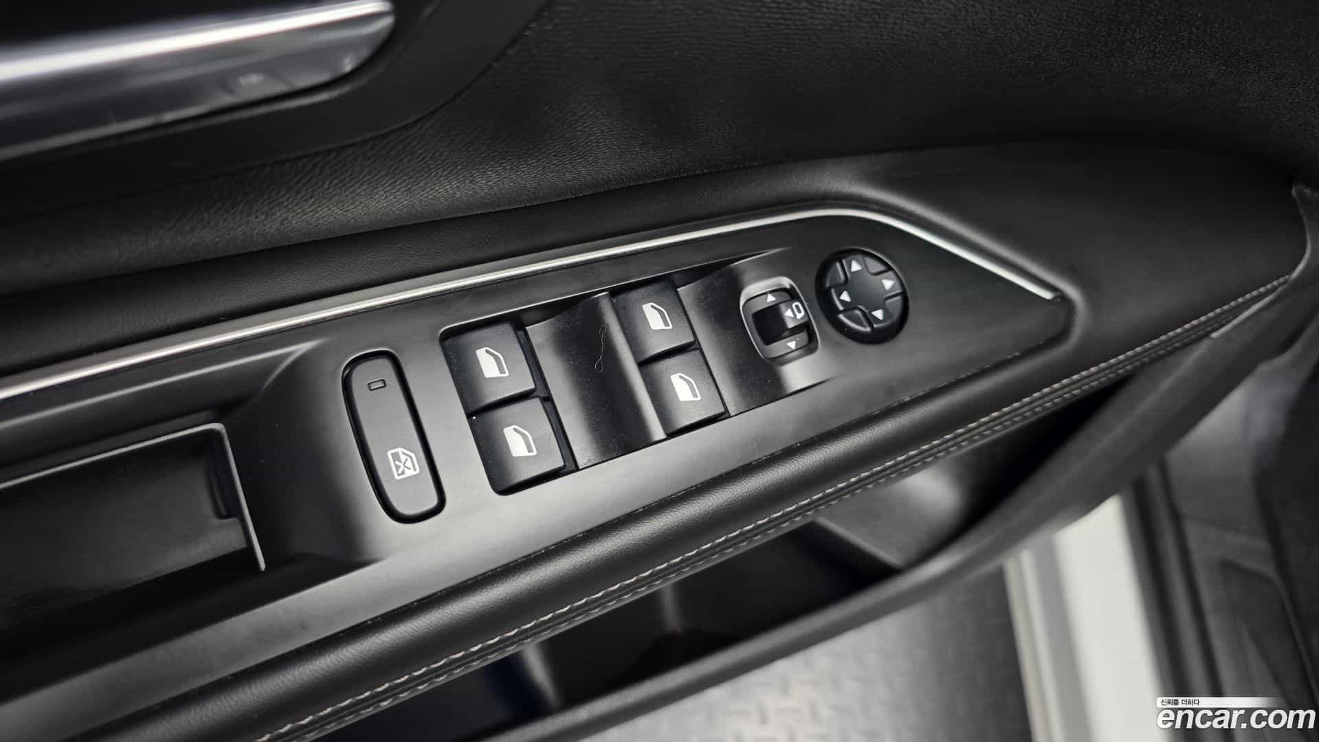 5008 Peugeot 2019.1-OPTION-045