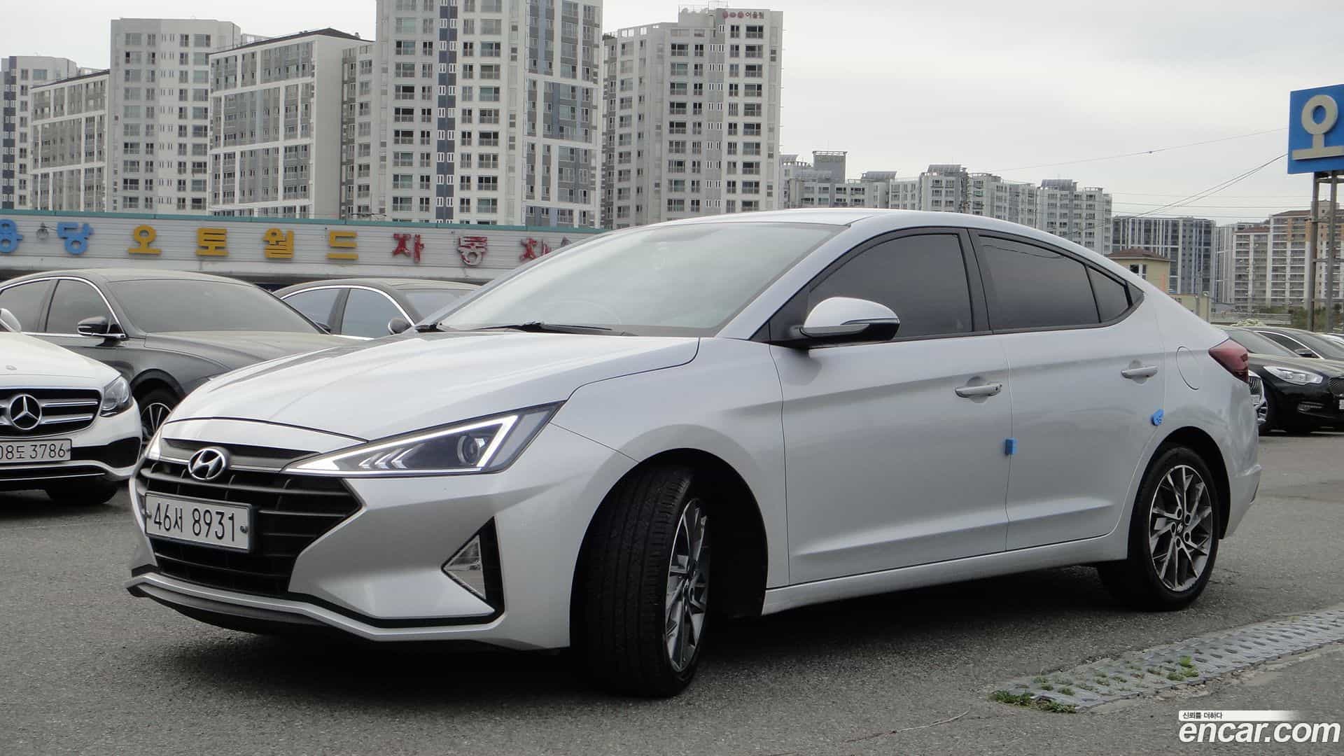 AVANTE Hyundai 2018.11-OUTER-002