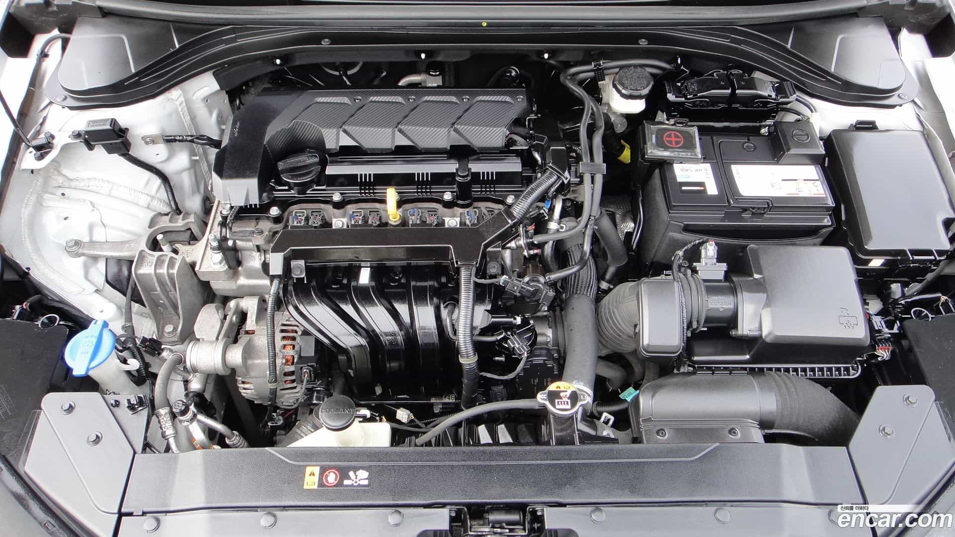 AVANTE Hyundai 2018.11-OPTION-022