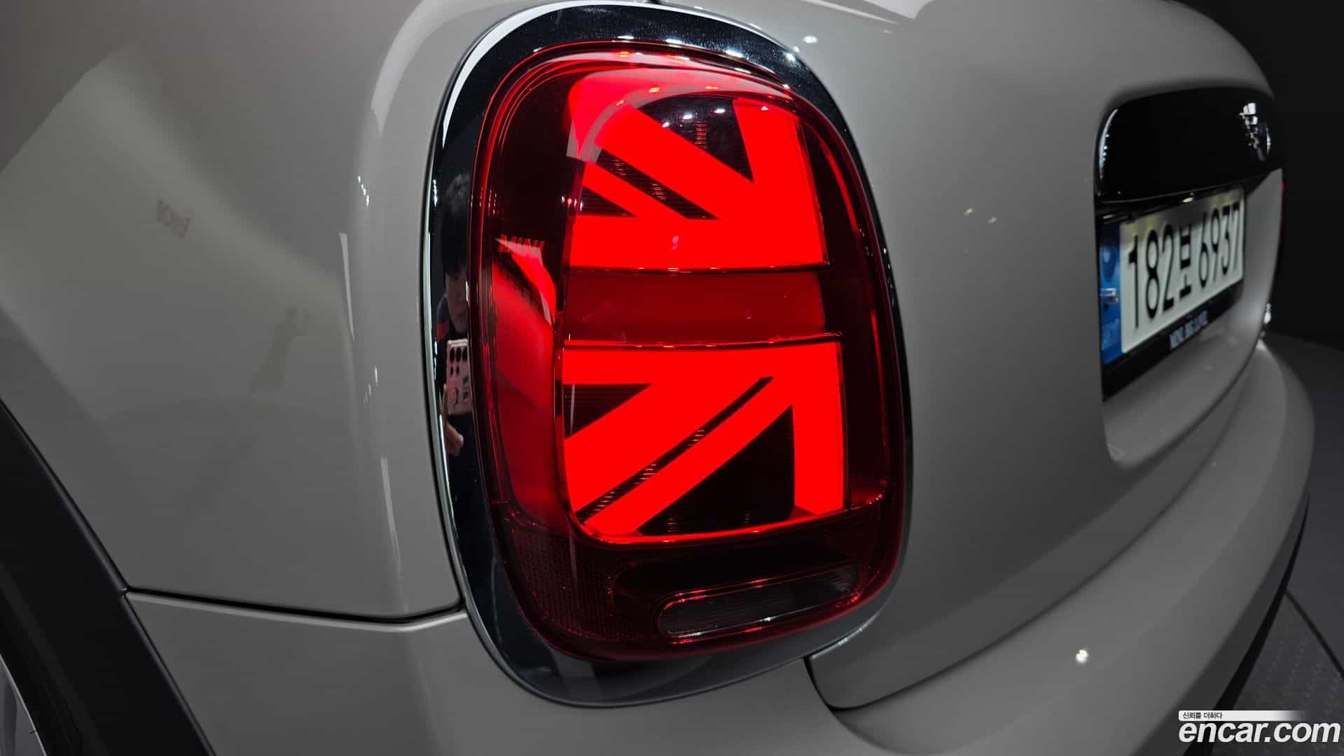 Cooper Mini 2022.0-OUTER-033