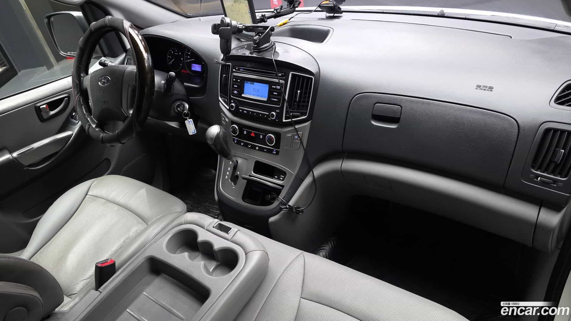 Starex Hyundai 2018.8-INNER-007