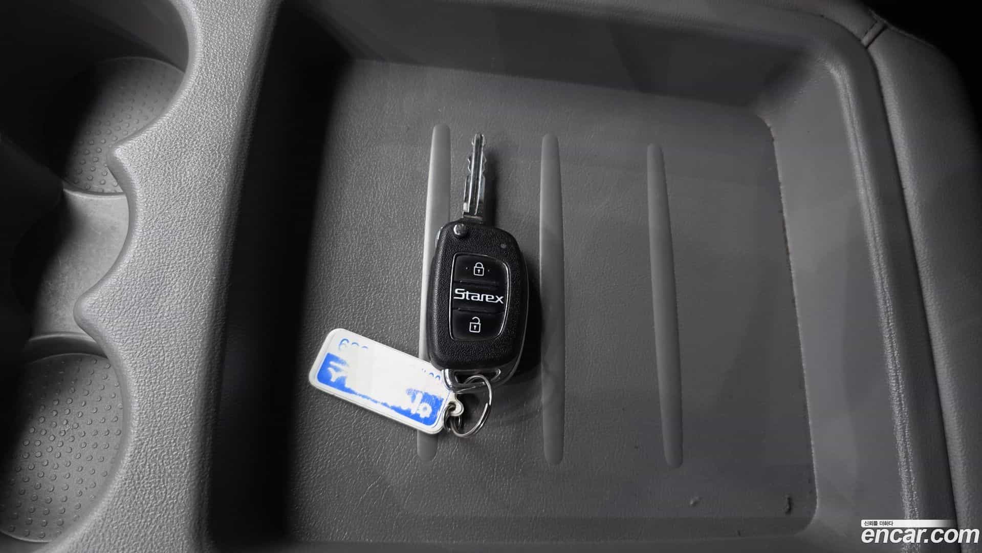 Starex Hyundai 2018.8-OPTION-023