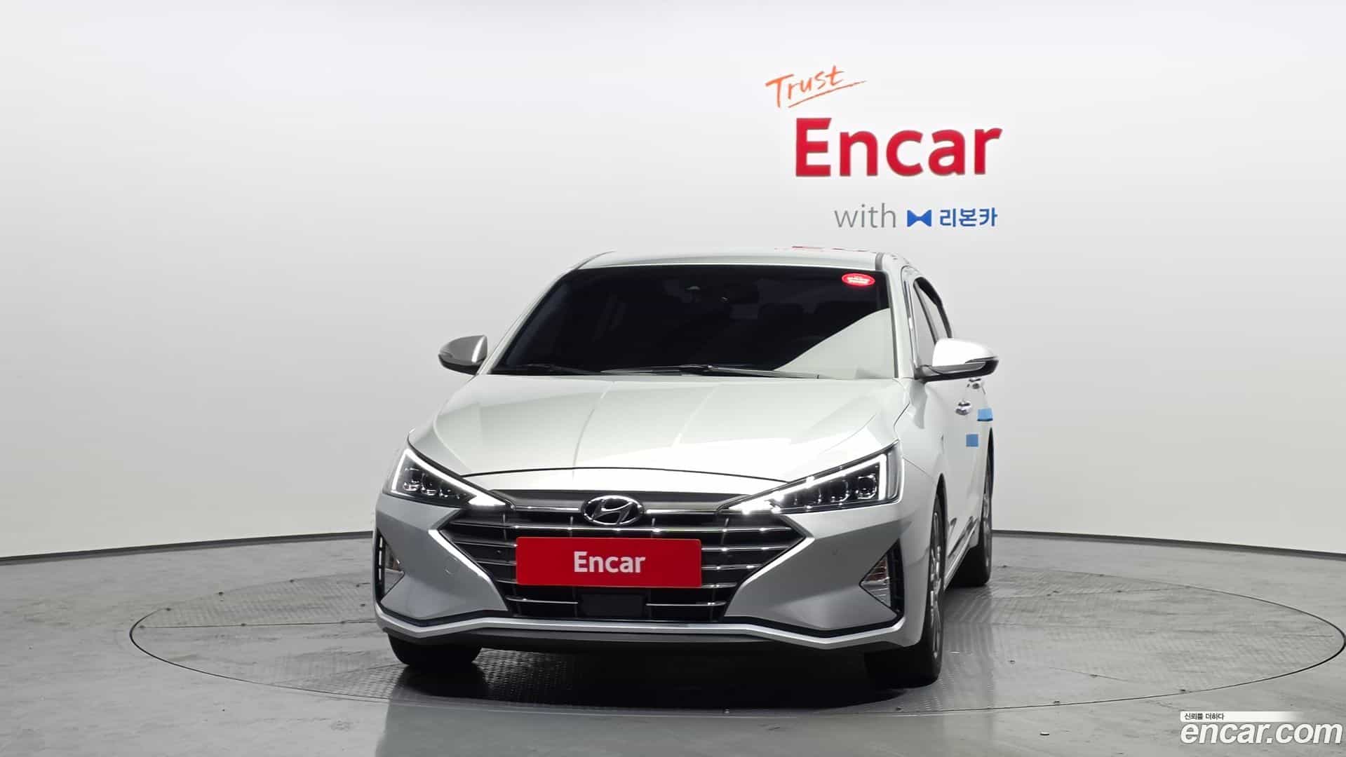 AVANTE Hyundai 2019.2-OUTER-003
