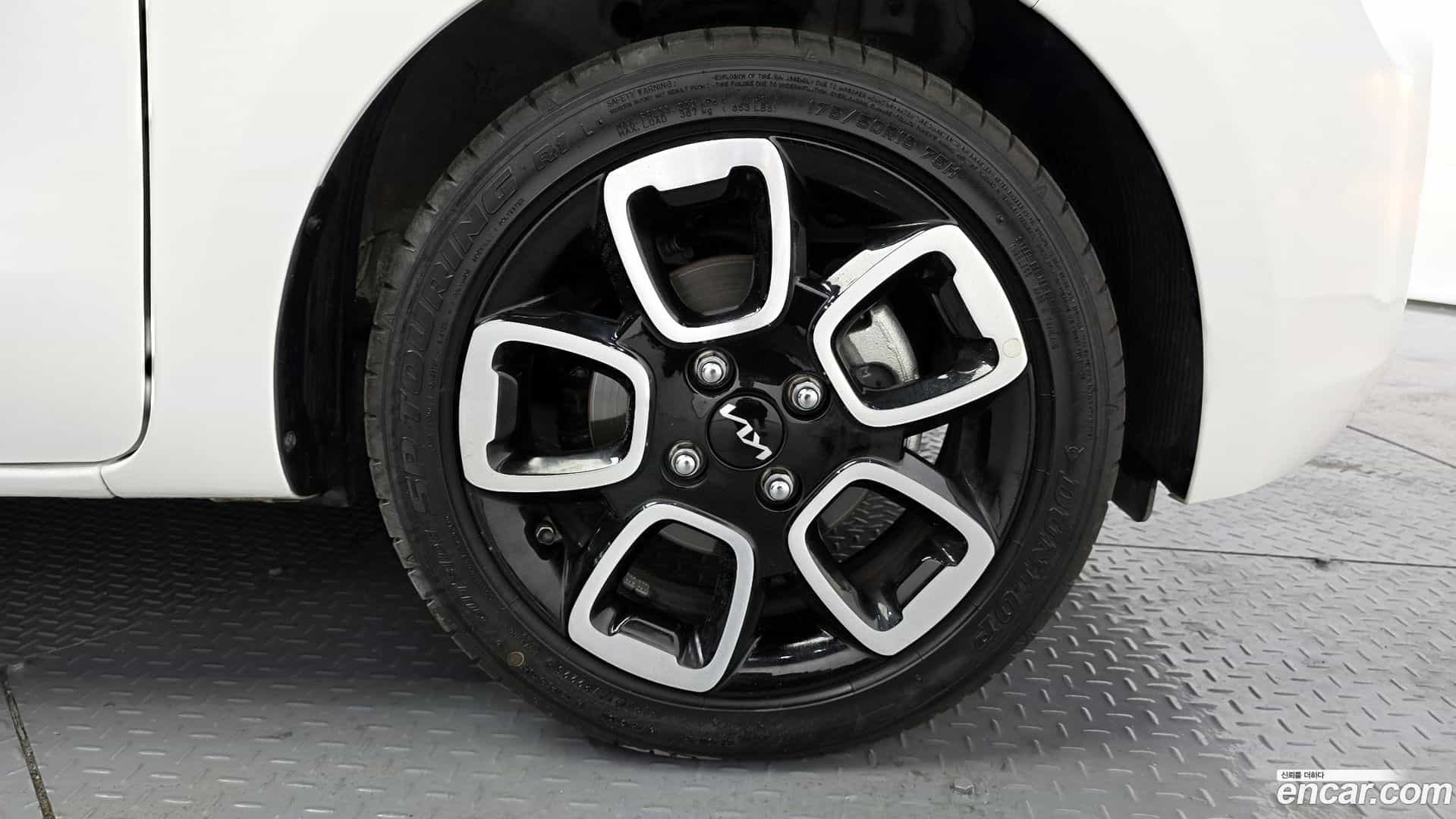 RAY Kia 2022.6-OUTER-031