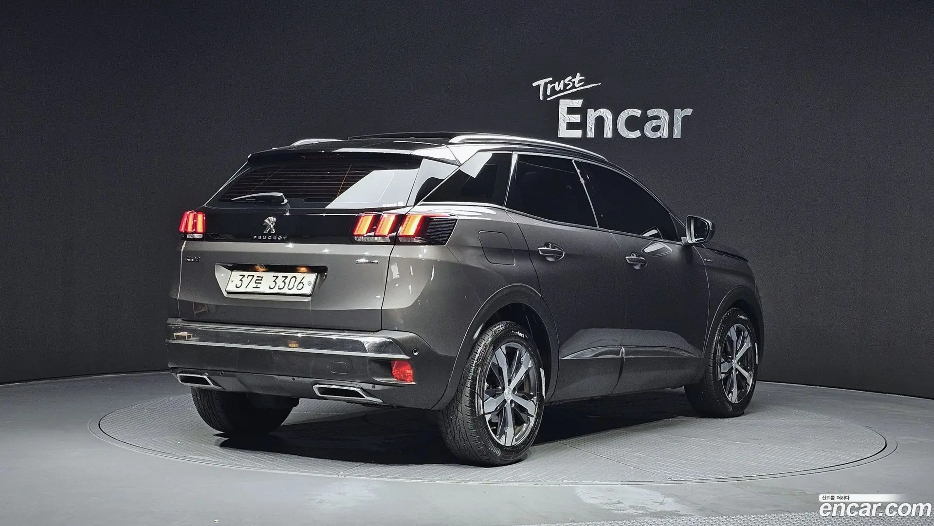 Main__Slider__Photo:3008 Peugeot 2019.1-1