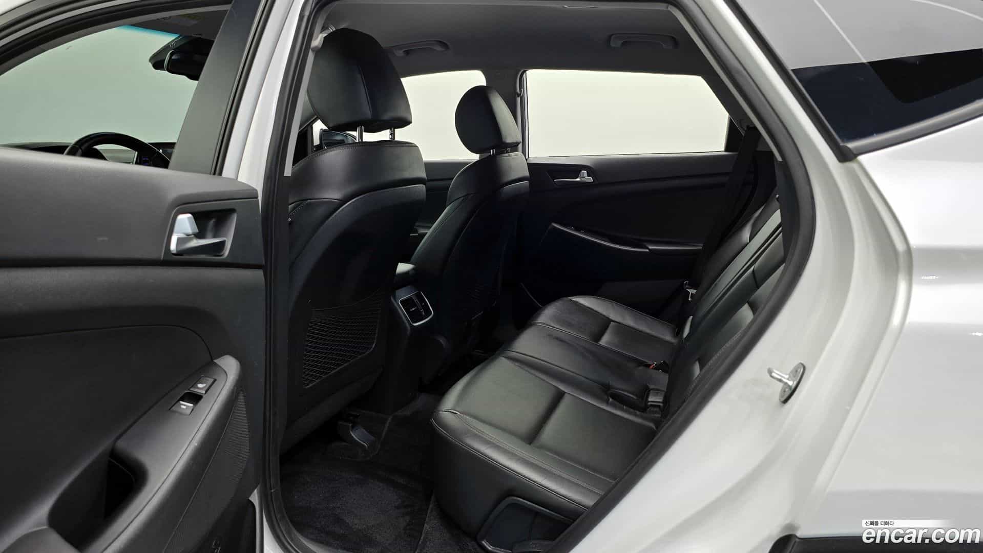 Tucson Hyundai 2019.3-OPTION-016