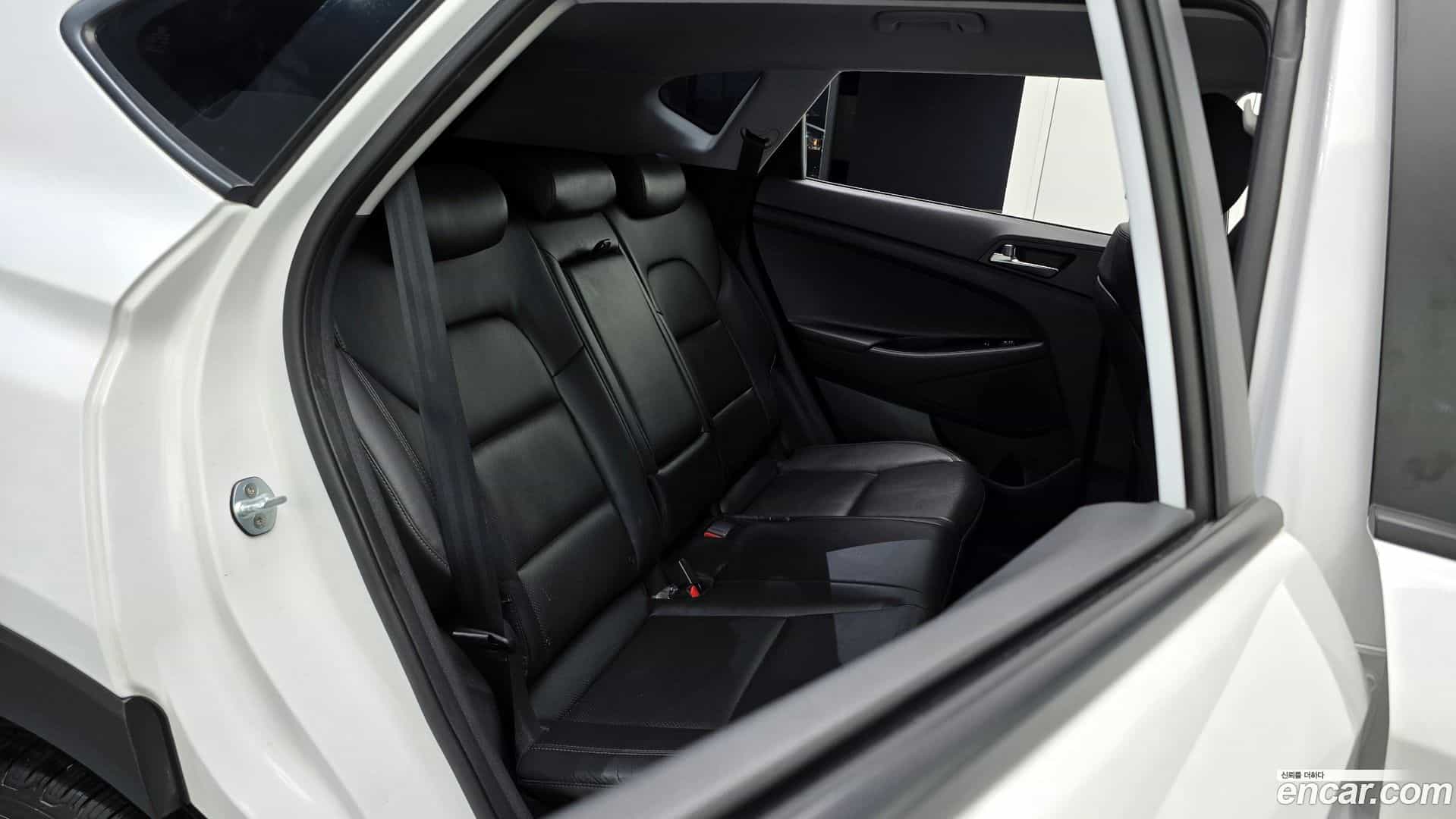 Tucson Hyundai 2019.3-INNER-036