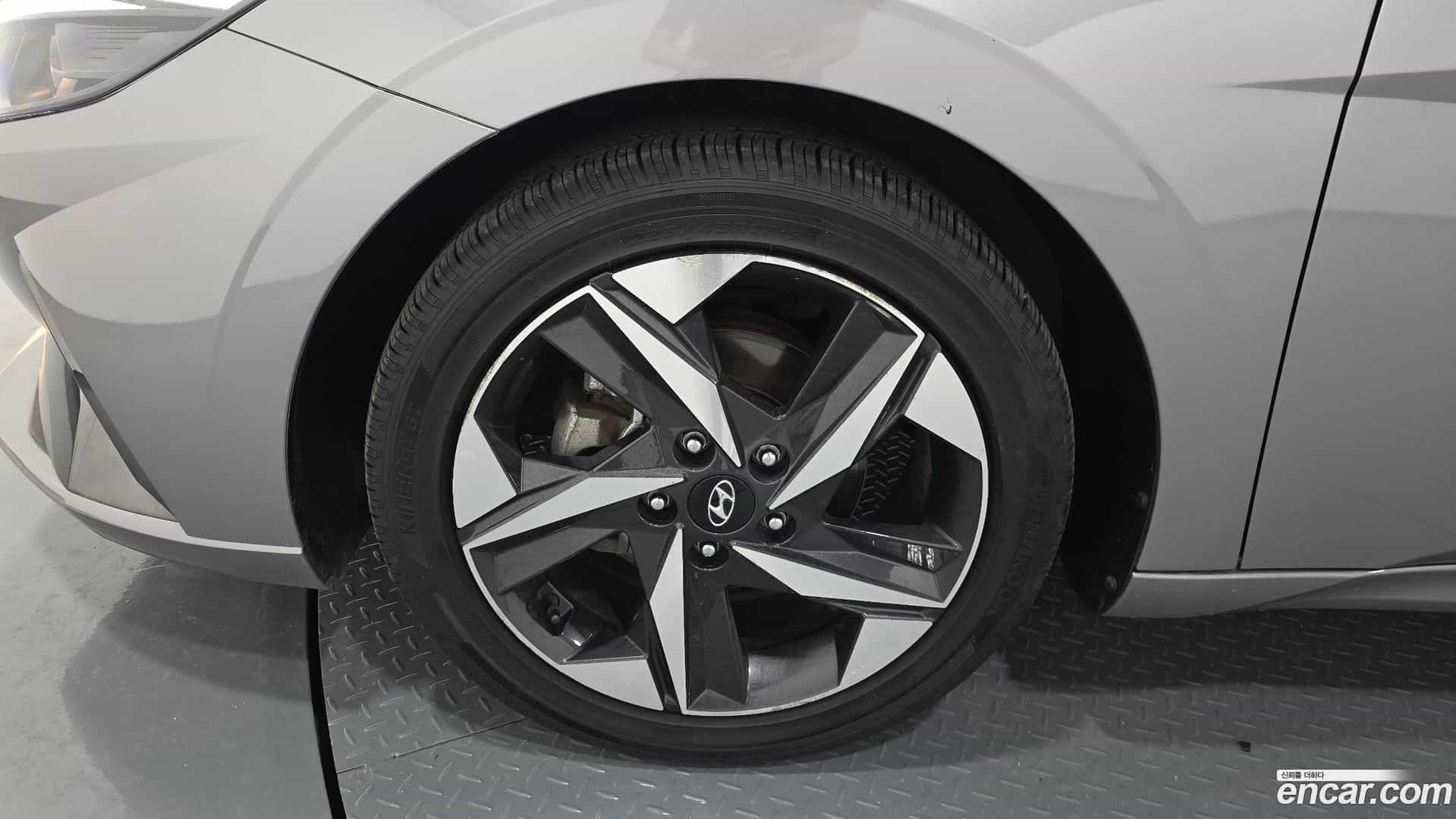 AVANTE Hyundai 2020.5-OUTER-005