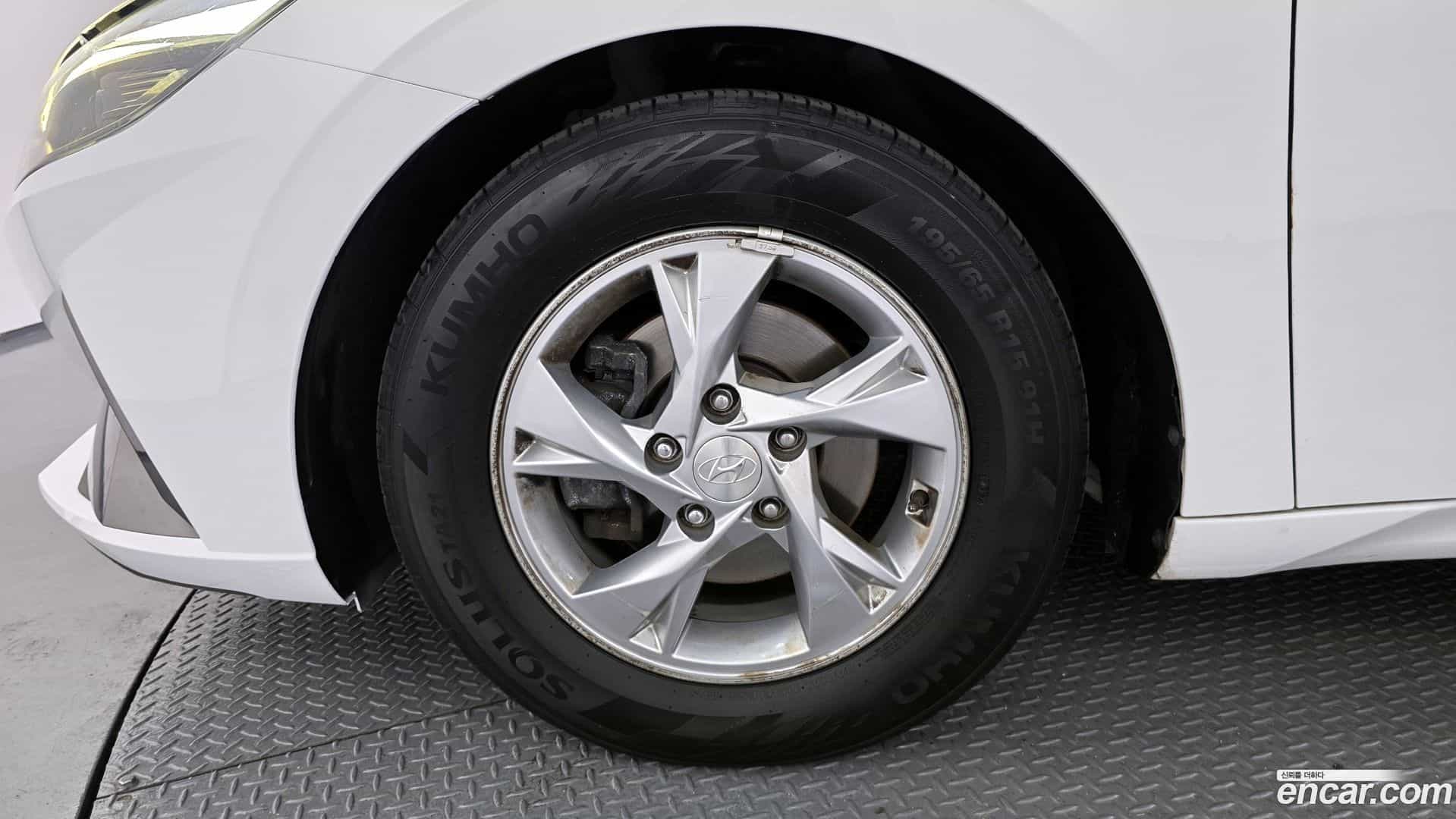 AVANTE Hyundai 2021.6-OUTER-005