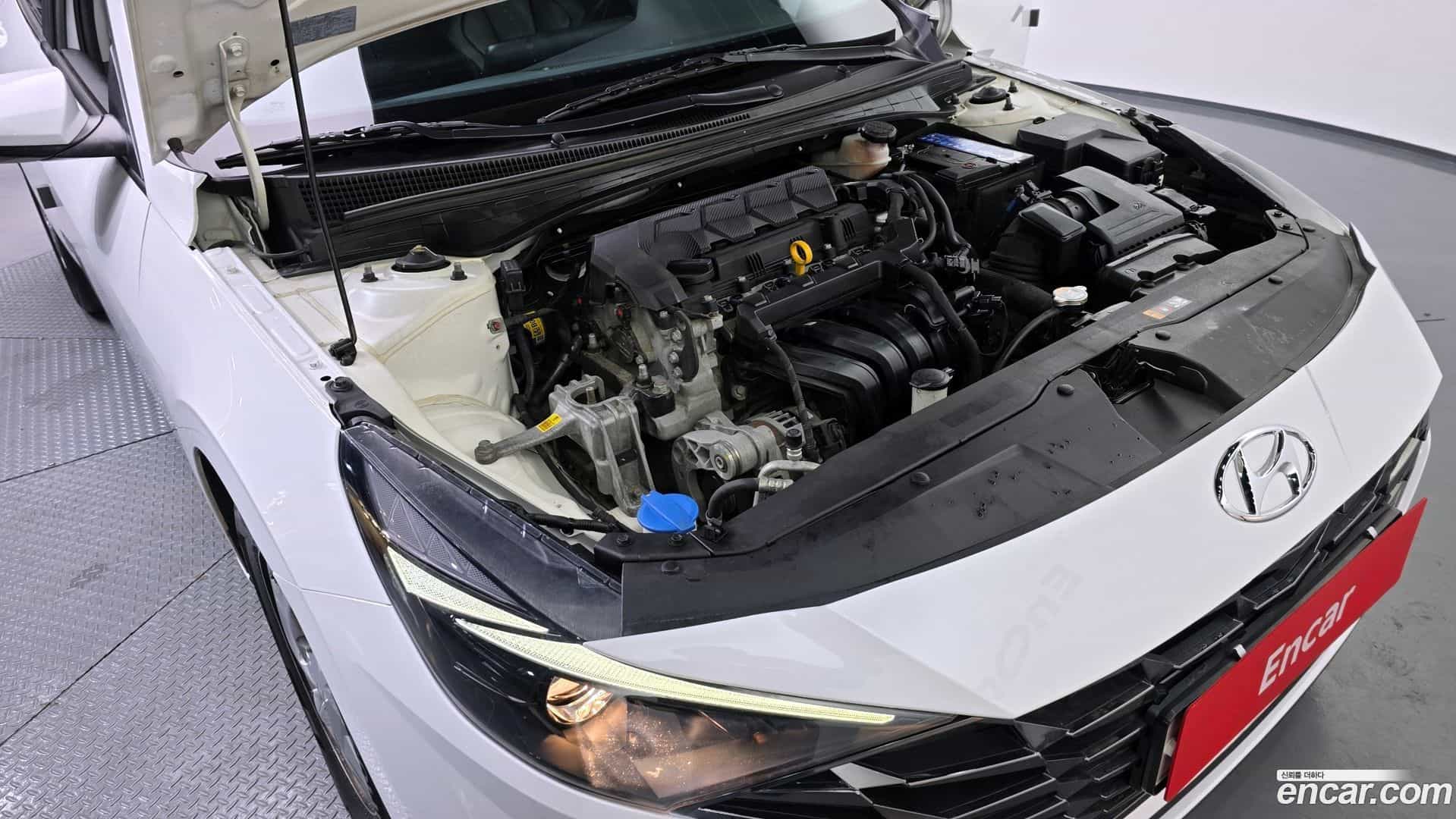 AVANTE Hyundai 2021.6-OUTER-006
