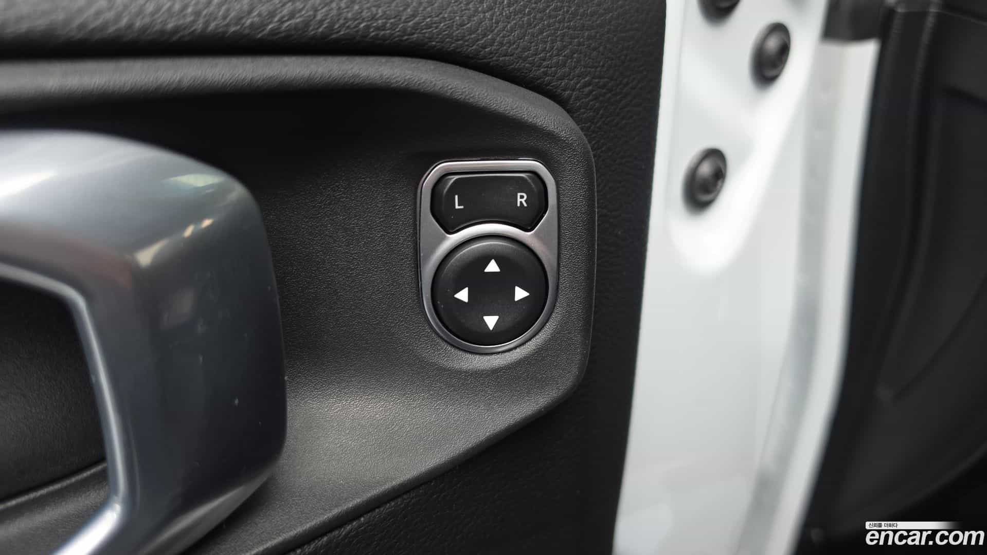 Wrangler Jeep 2025.0-OPTION-042