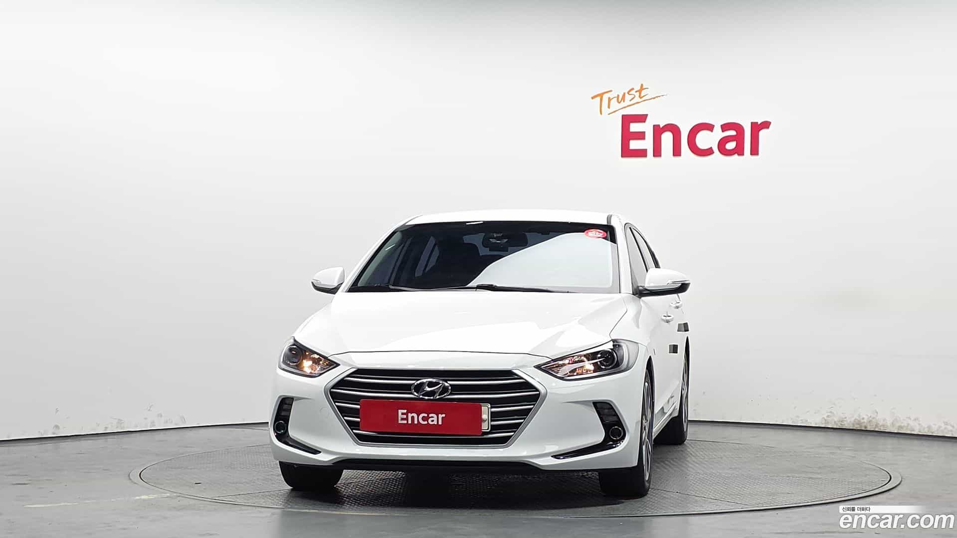 AVANTE Hyundai 2018.4-OUTER-003