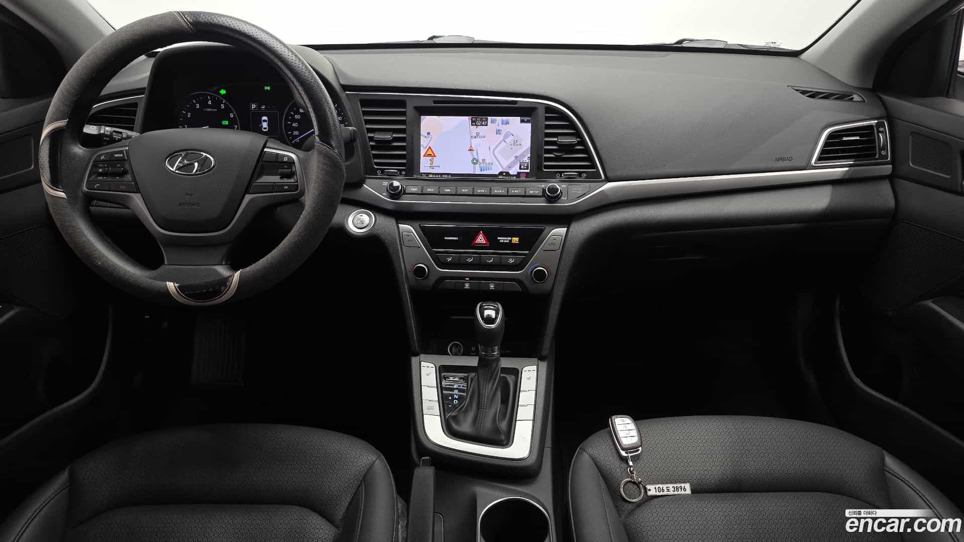 AVANTE Hyundai 2018.4-INNER-007