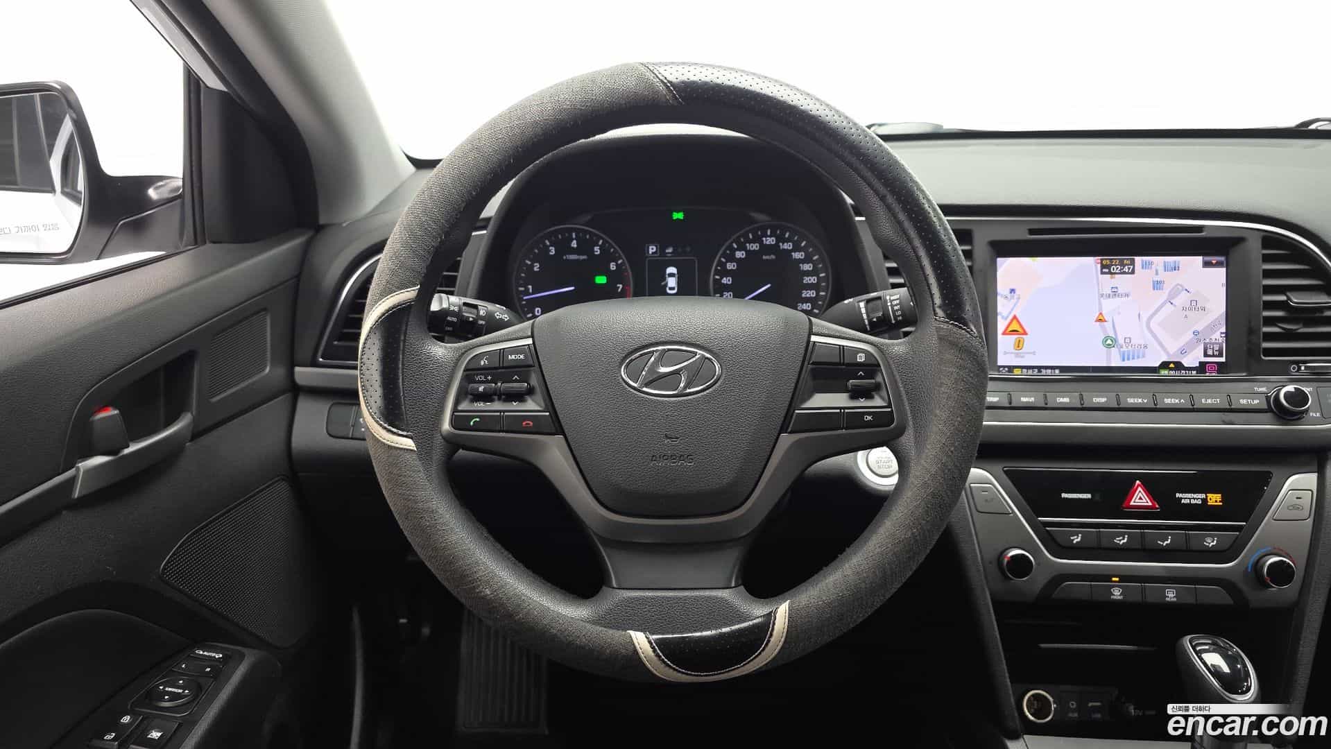 AVANTE Hyundai 2018.4-OPTION-017