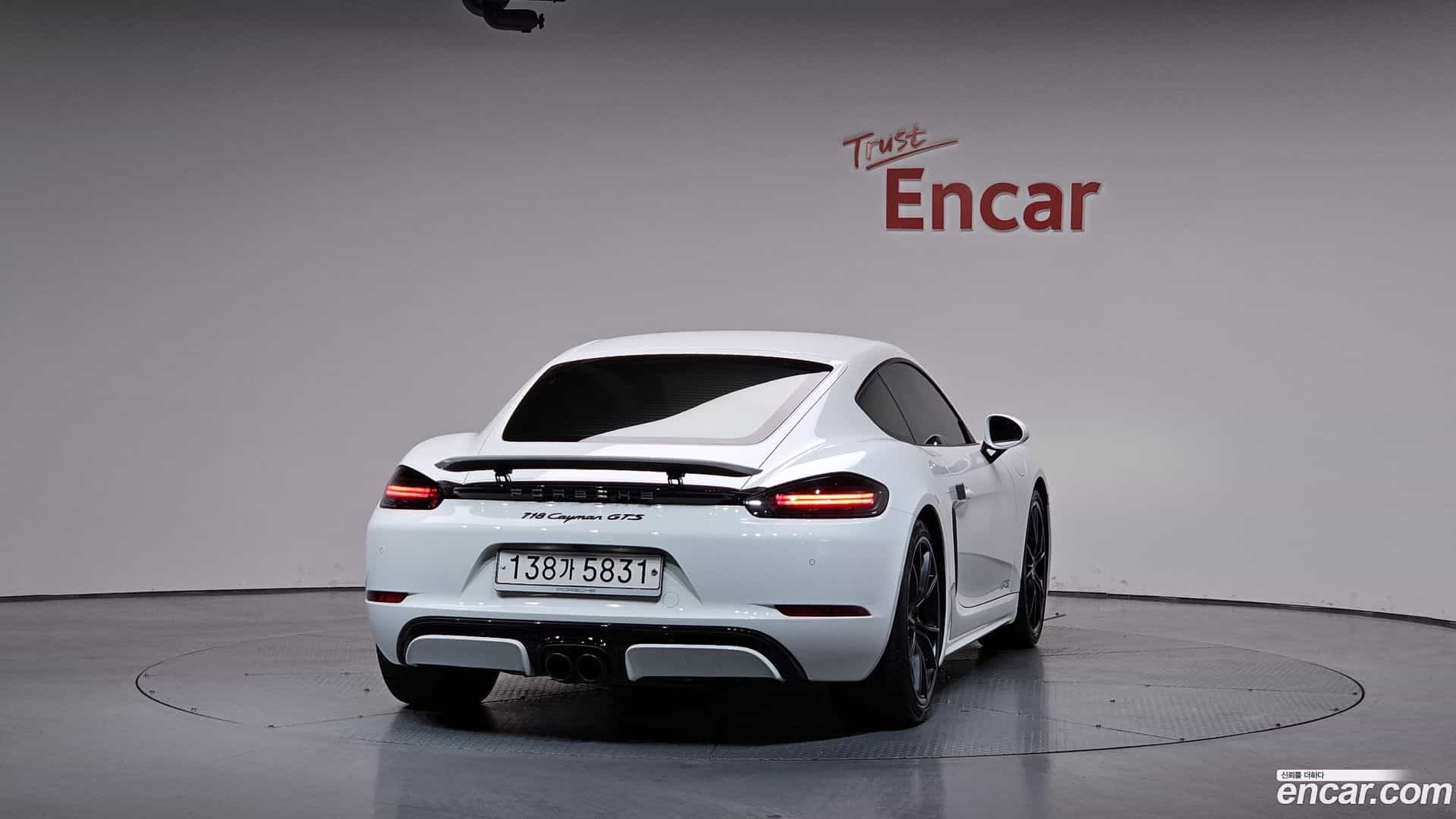 718 Porsche 2019.8-OUTER-004