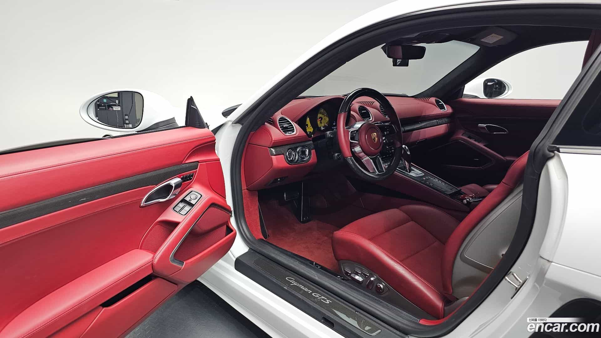 718 Porsche 2019.8-INNER-010