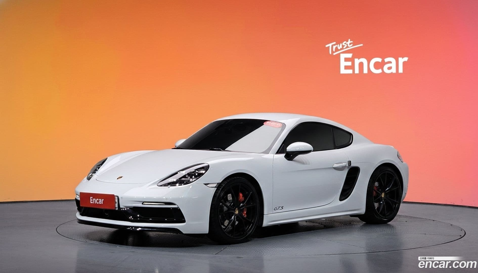 Main__Slider__Photo:718 Porsche 2019.8-0