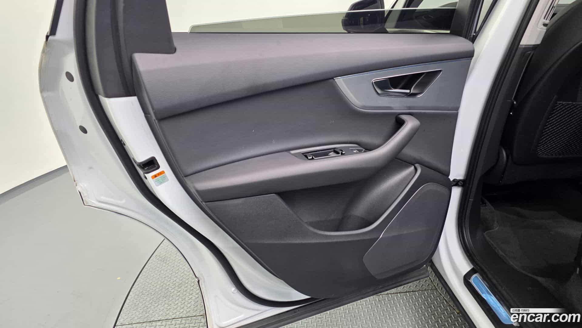 Q7 Audi 2022.8-INNER-035