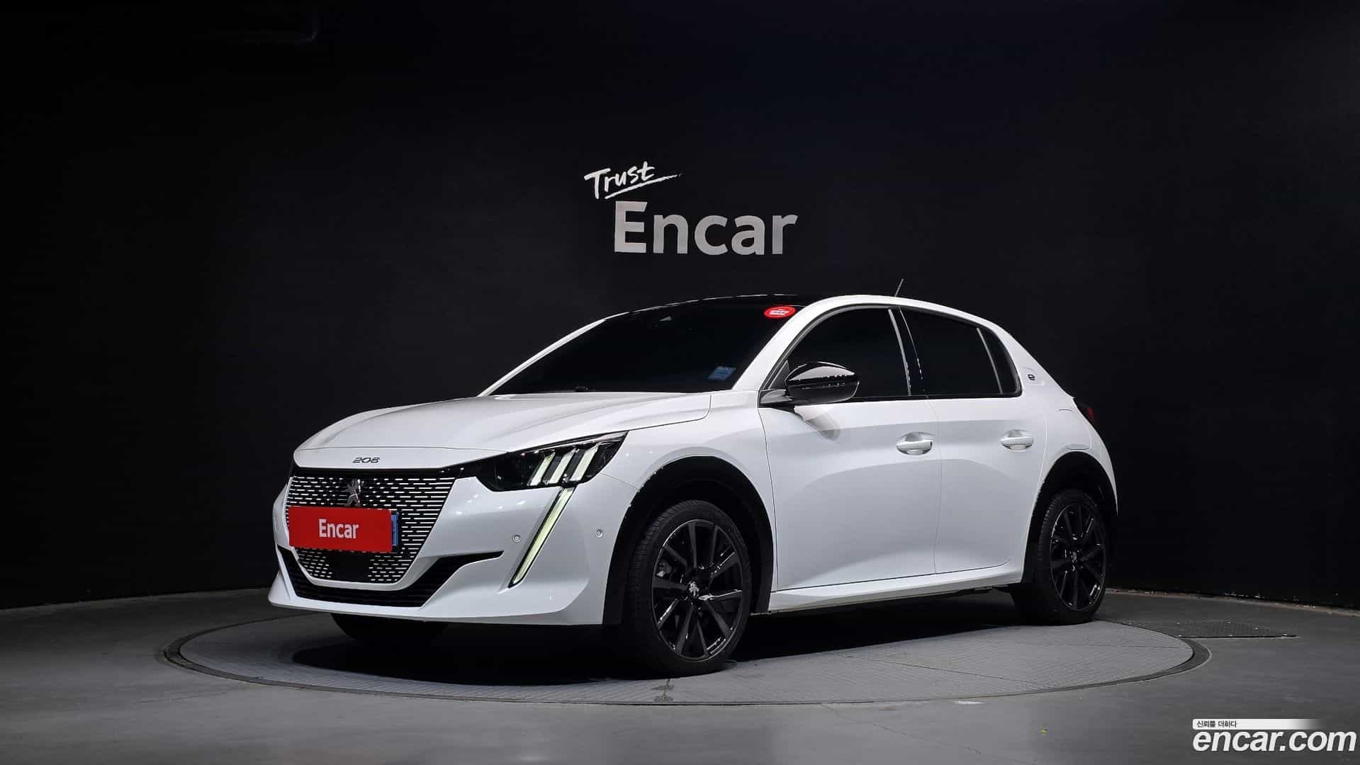208 Peugeot 2023.11-OUTER-001