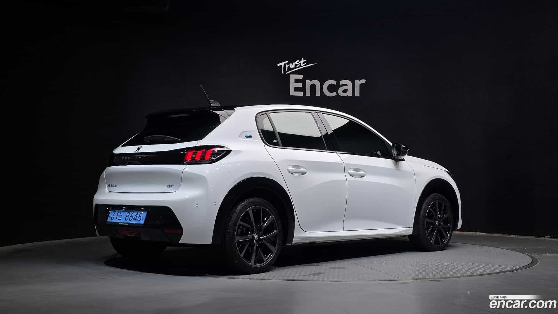 208 Peugeot 2023.11-OUTER-002