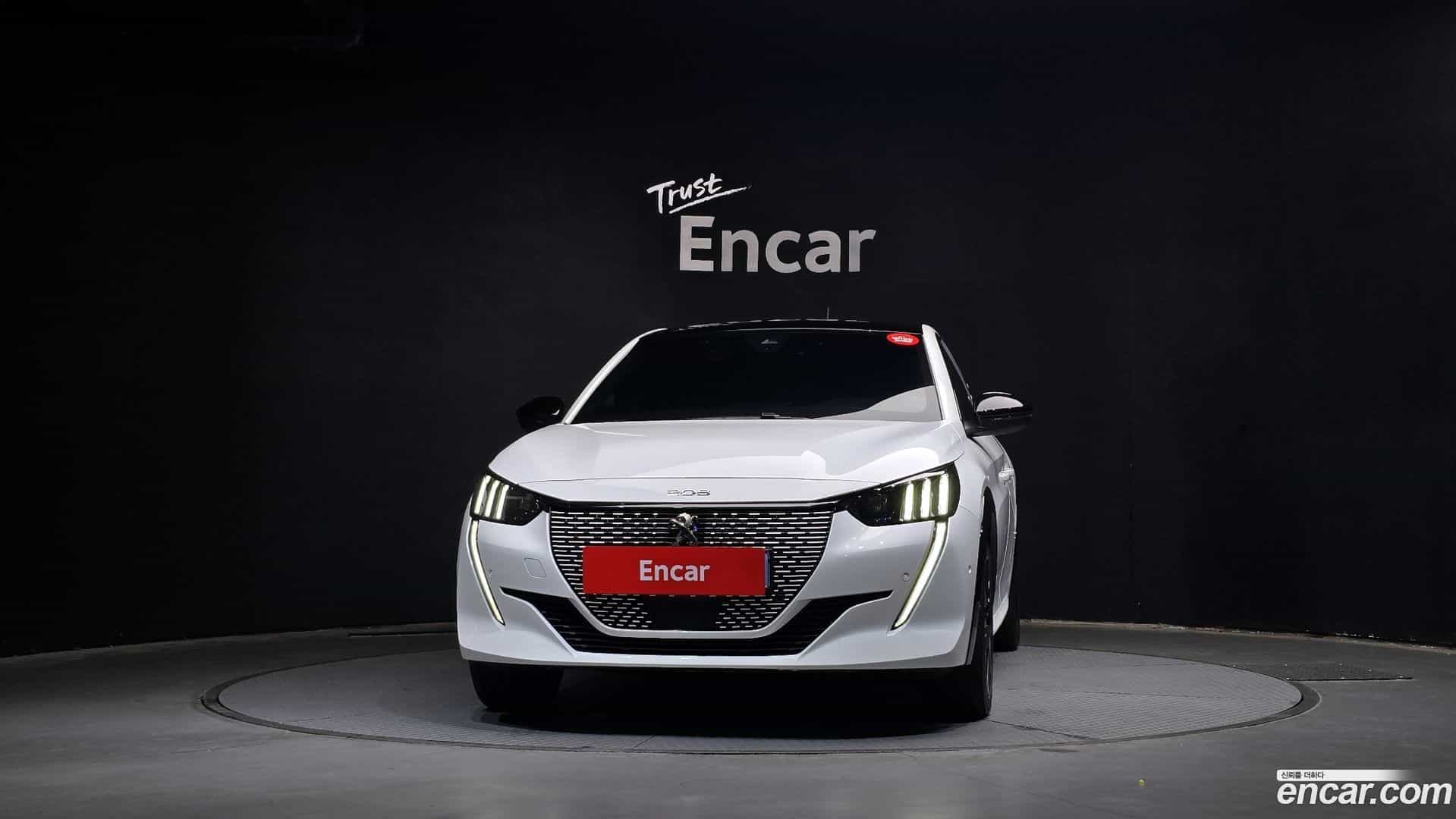 208 Peugeot 2023.11-OUTER-003