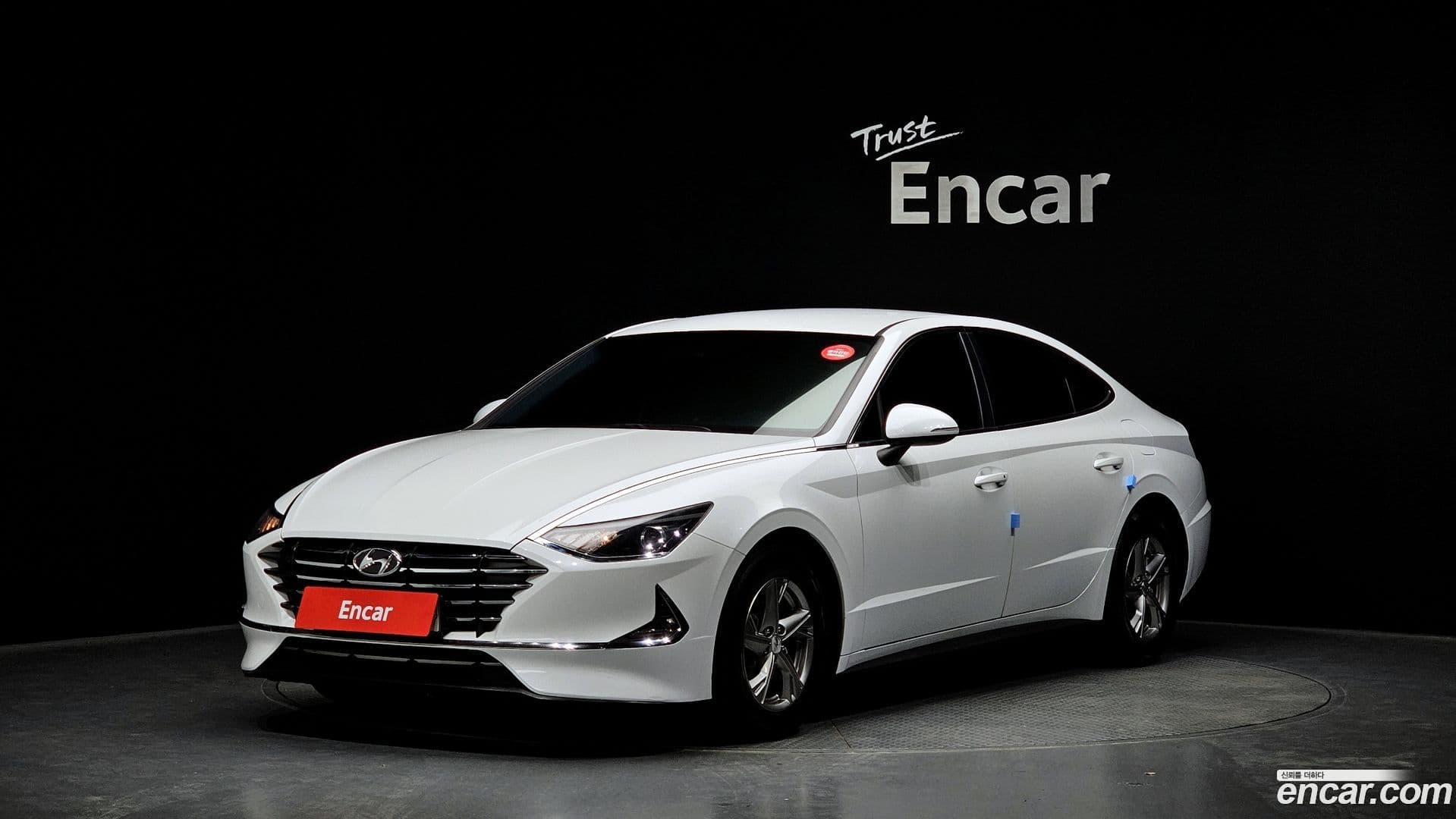 Main__Slider__Photo:Sonata Hyundai 2019.4-0