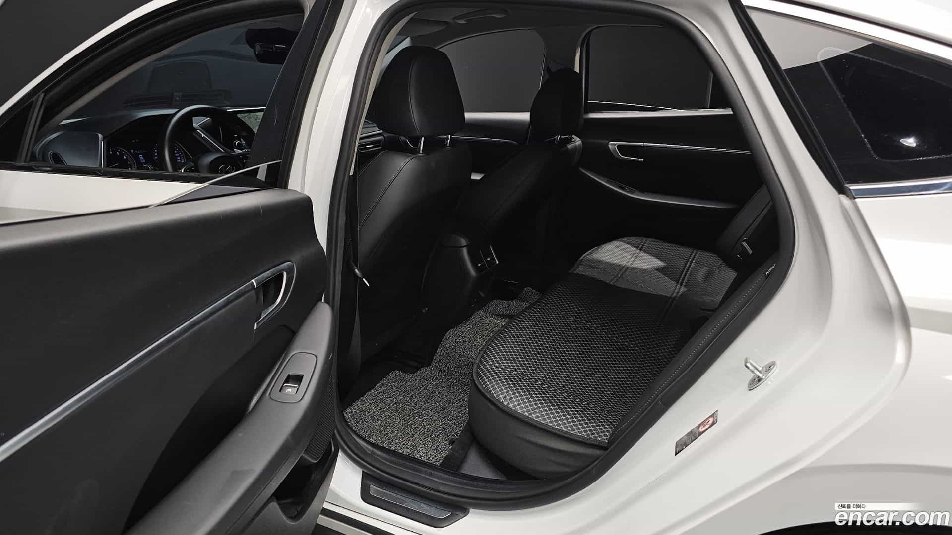 Sonata Hyundai 2019.4-OPTION-016